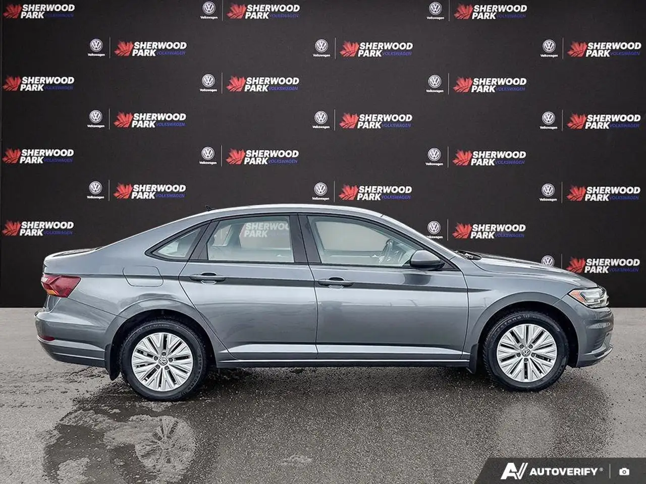 Volkswagen Jetta снимка Volkswagen Jetta