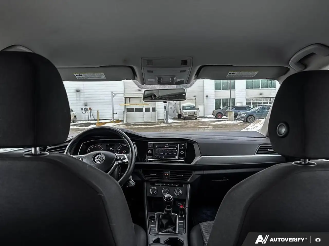 Volkswagen Jetta снимка Volkswagen Jetta