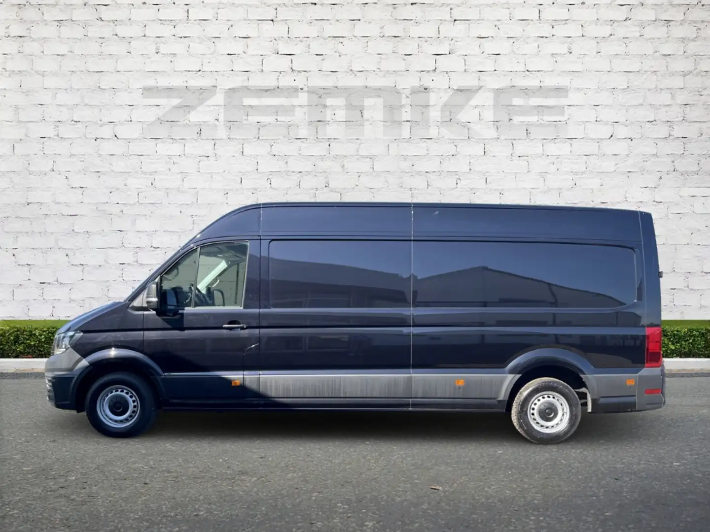 Volkswagen Crafter Kasten 35 lang Hochdach FWD Navi Apple Car Schwarz - 2