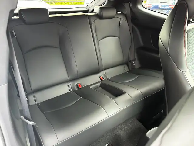Toyota Yaris view 26