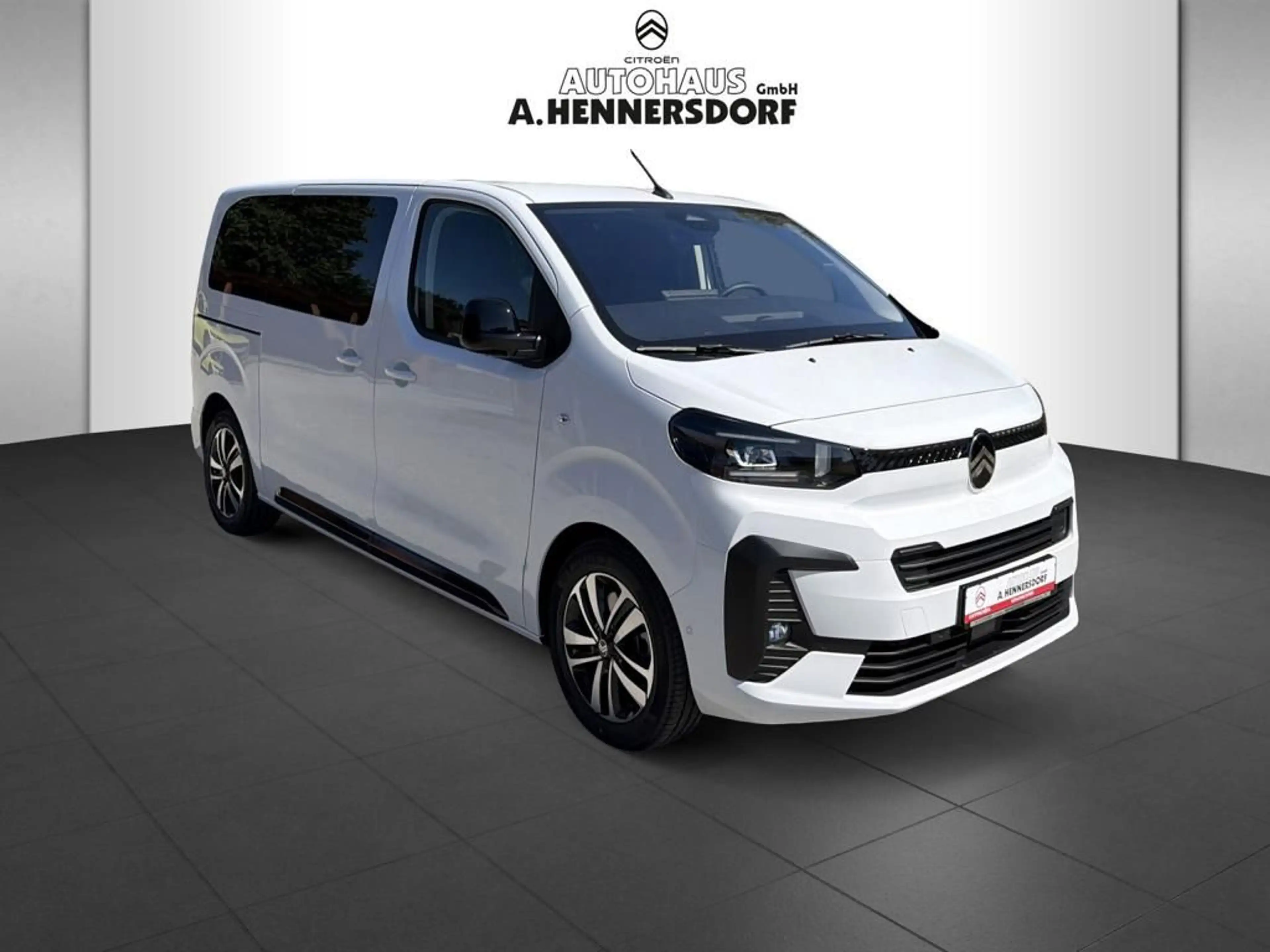 Citroen Spacetourer M 2.0 BlueHDi 180 EAT8 Max — photo 2