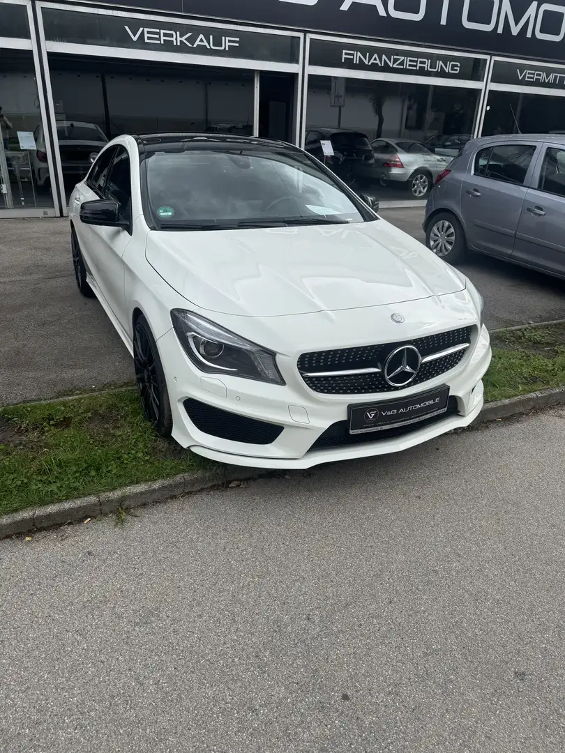 Mercedes-Benz C 250 Cla-250 Amg-Line Weiß - 2