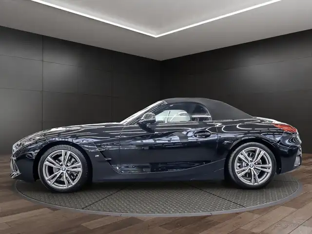 BMW Z4 view 3