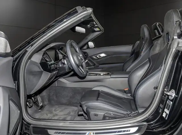 BMW Z4 view 7