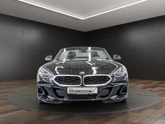 BMW Z4 view 2