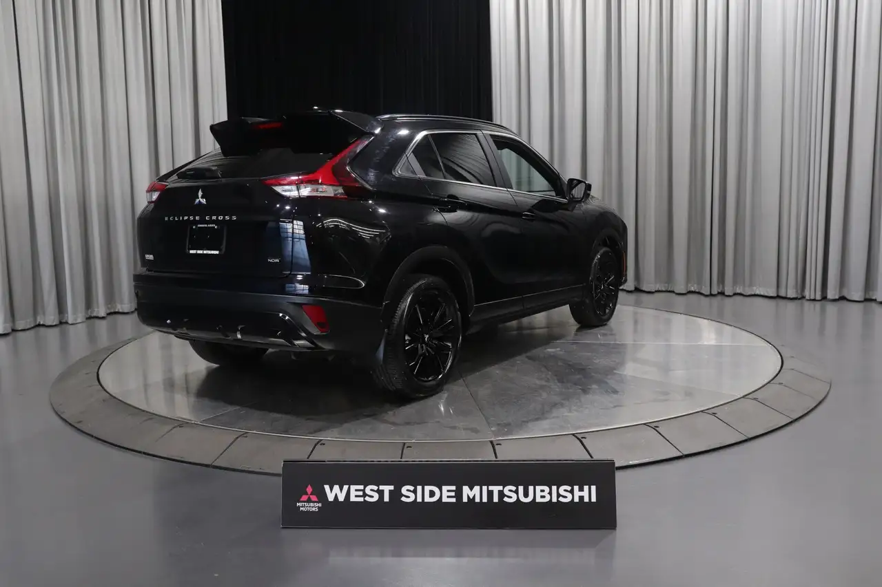 Mitsubishi Eclipse Cross снимка Mitsubishi Eclipse Cross