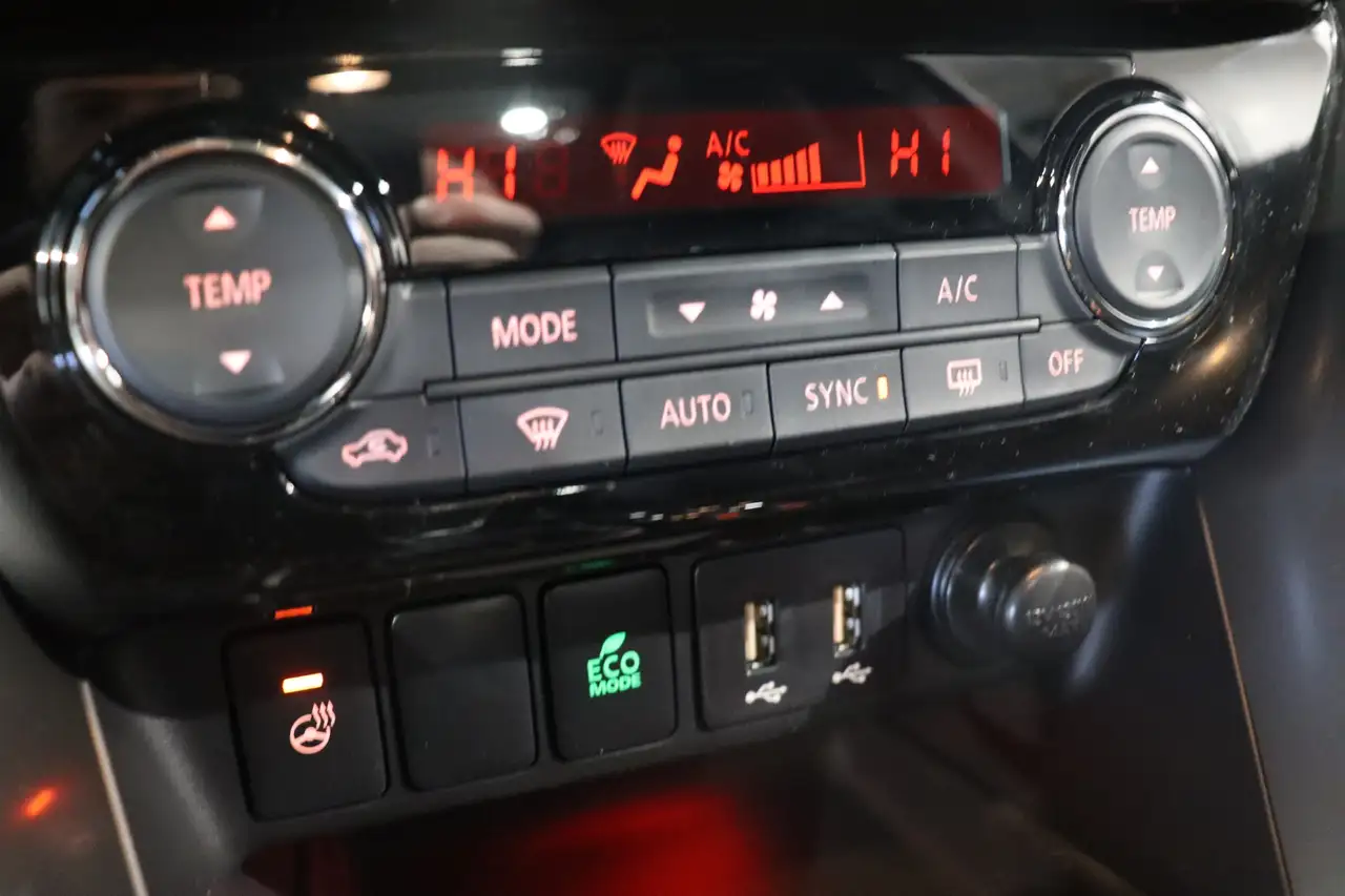 Mitsubishi Eclipse Cross снимка Mitsubishi Eclipse Cross