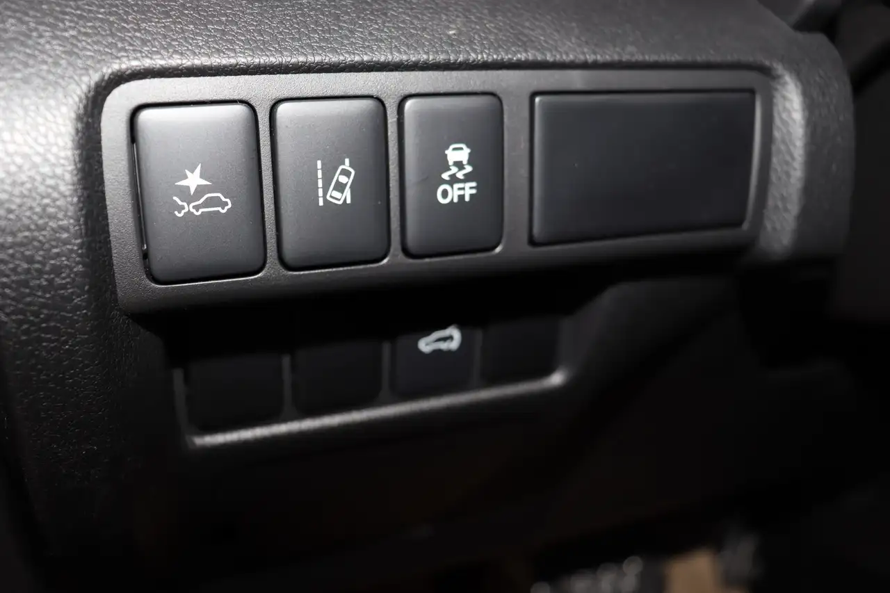 Mitsubishi Eclipse Cross снимка Mitsubishi Eclipse Cross