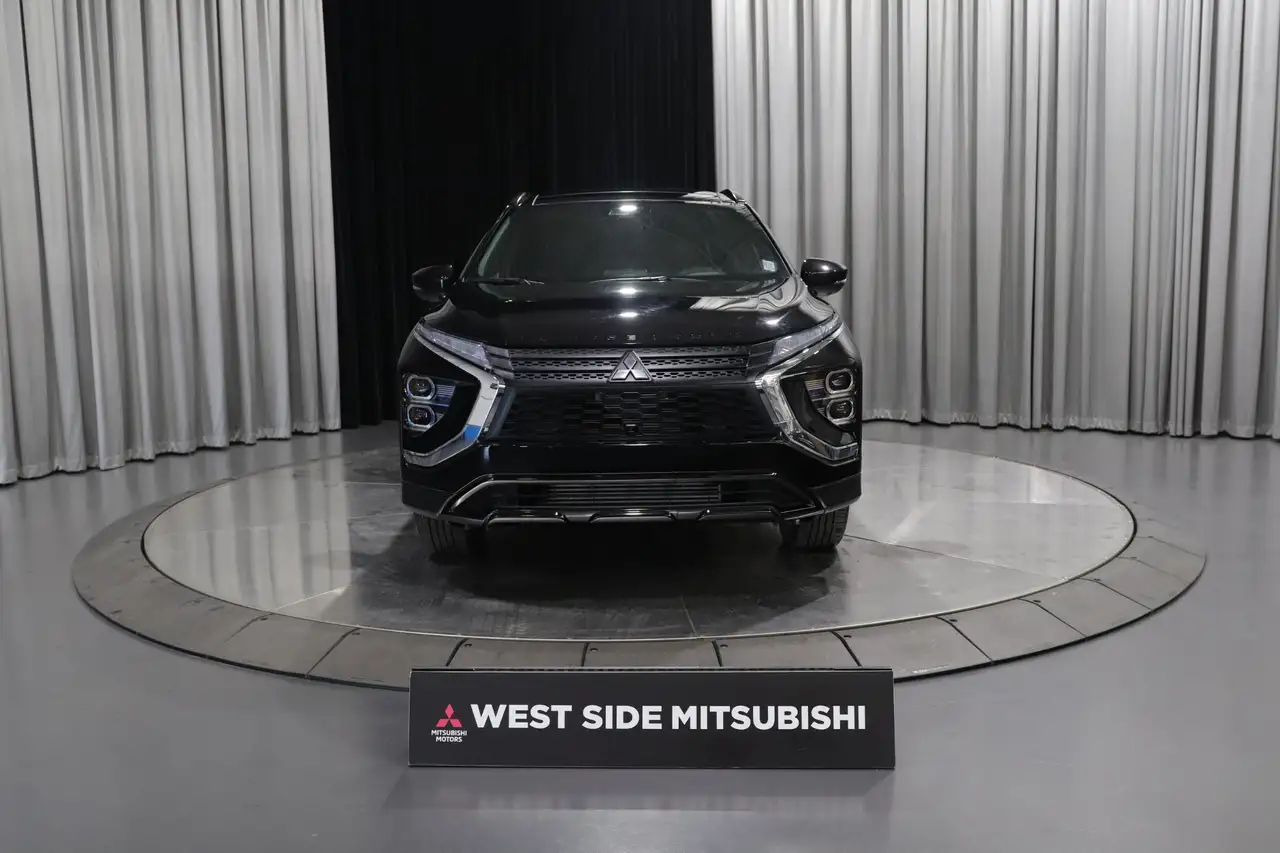 Mitsubishi Eclipse Cross снимка Mitsubishi Eclipse Cross