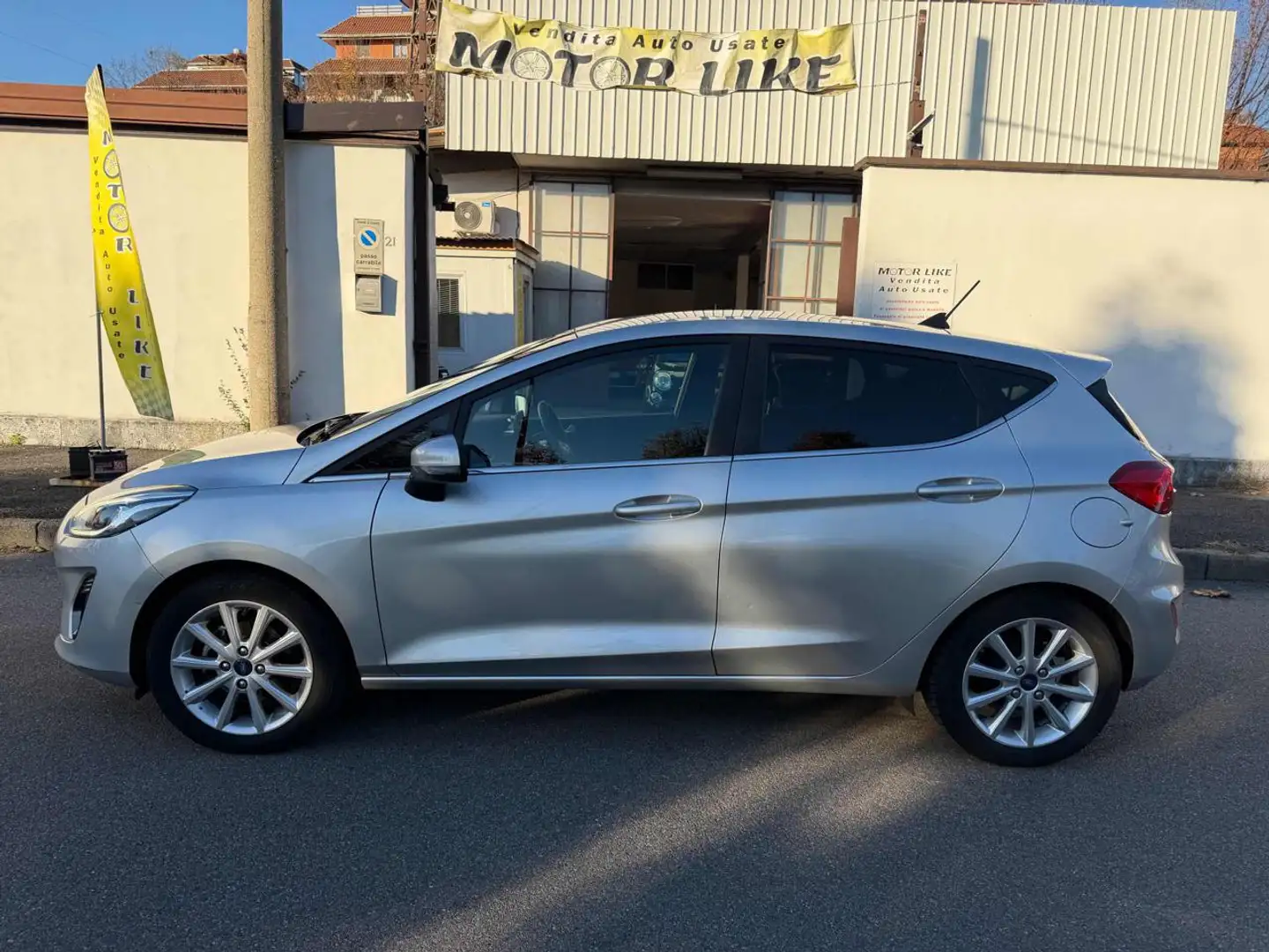 Ford Fiesta 1.1 75 CV GPL 5 porte Titanium Argento - 2
