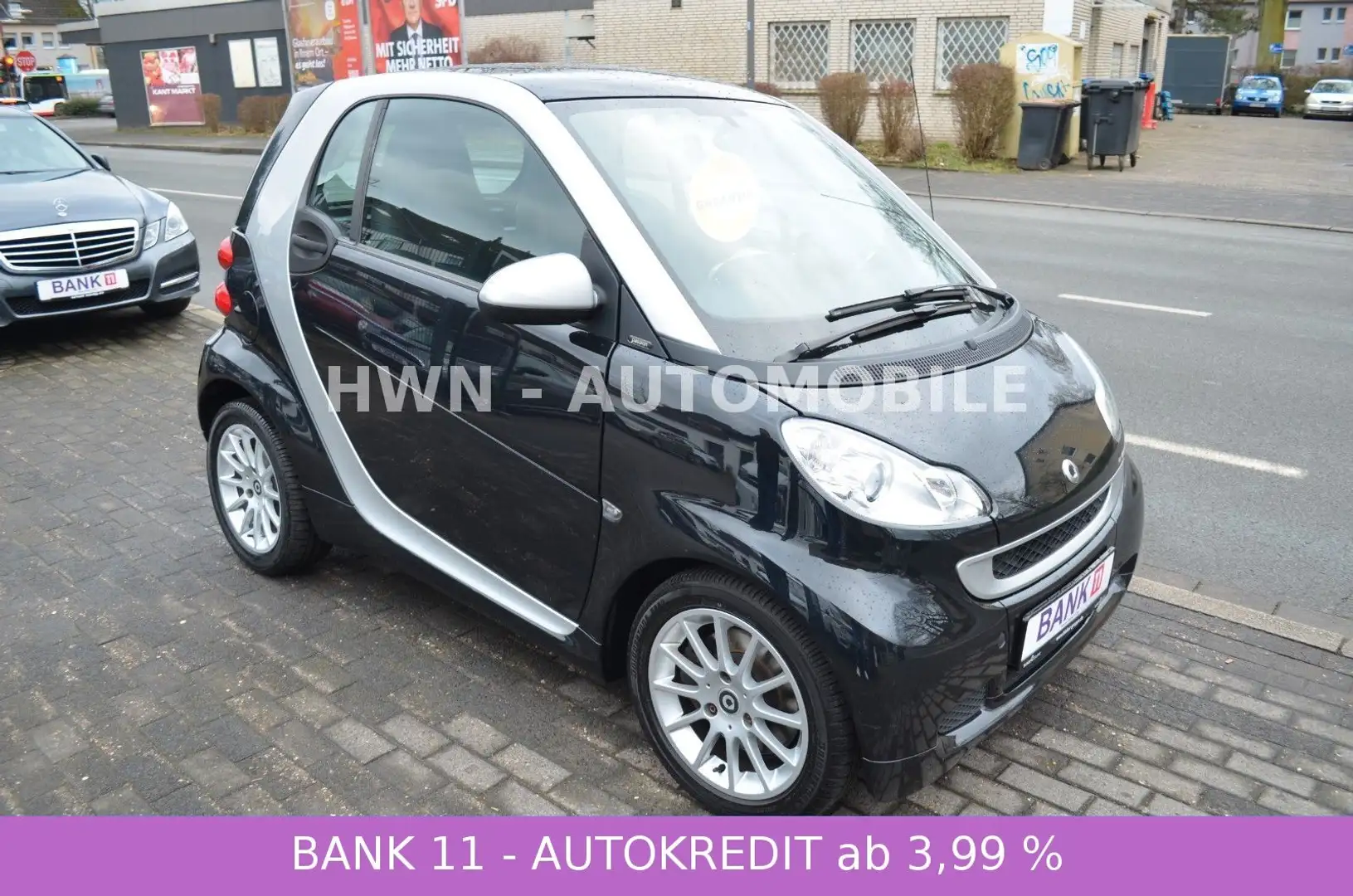 smart forTwo Hybrid Drive *AUTOM.*PANO*SITZHEIZ.*SERVO Noir - 2