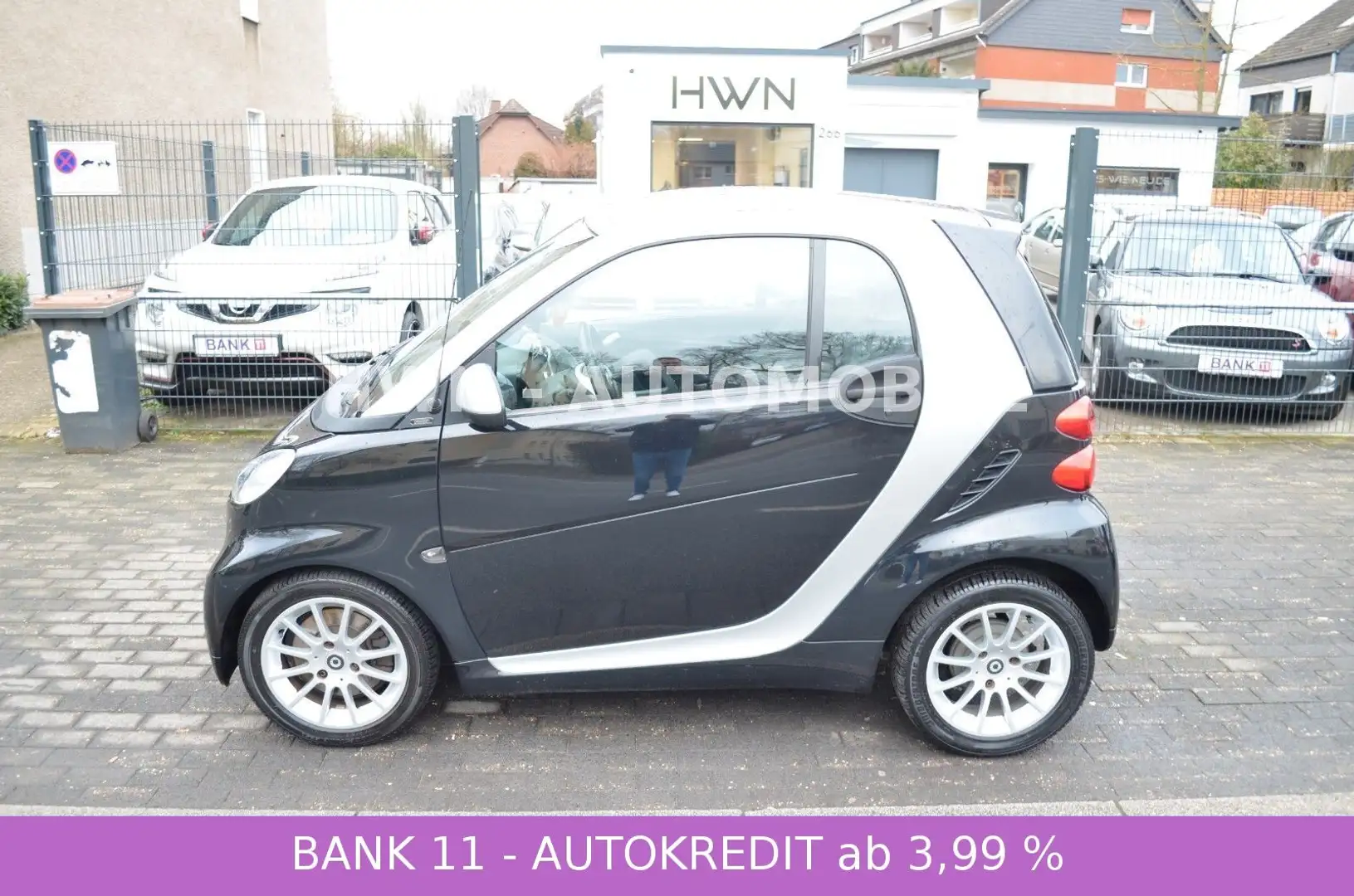 smart forTwo Hybrid Drive *AUTOM.*PANO*SITZHEIZ.*SERVO Noir - 1