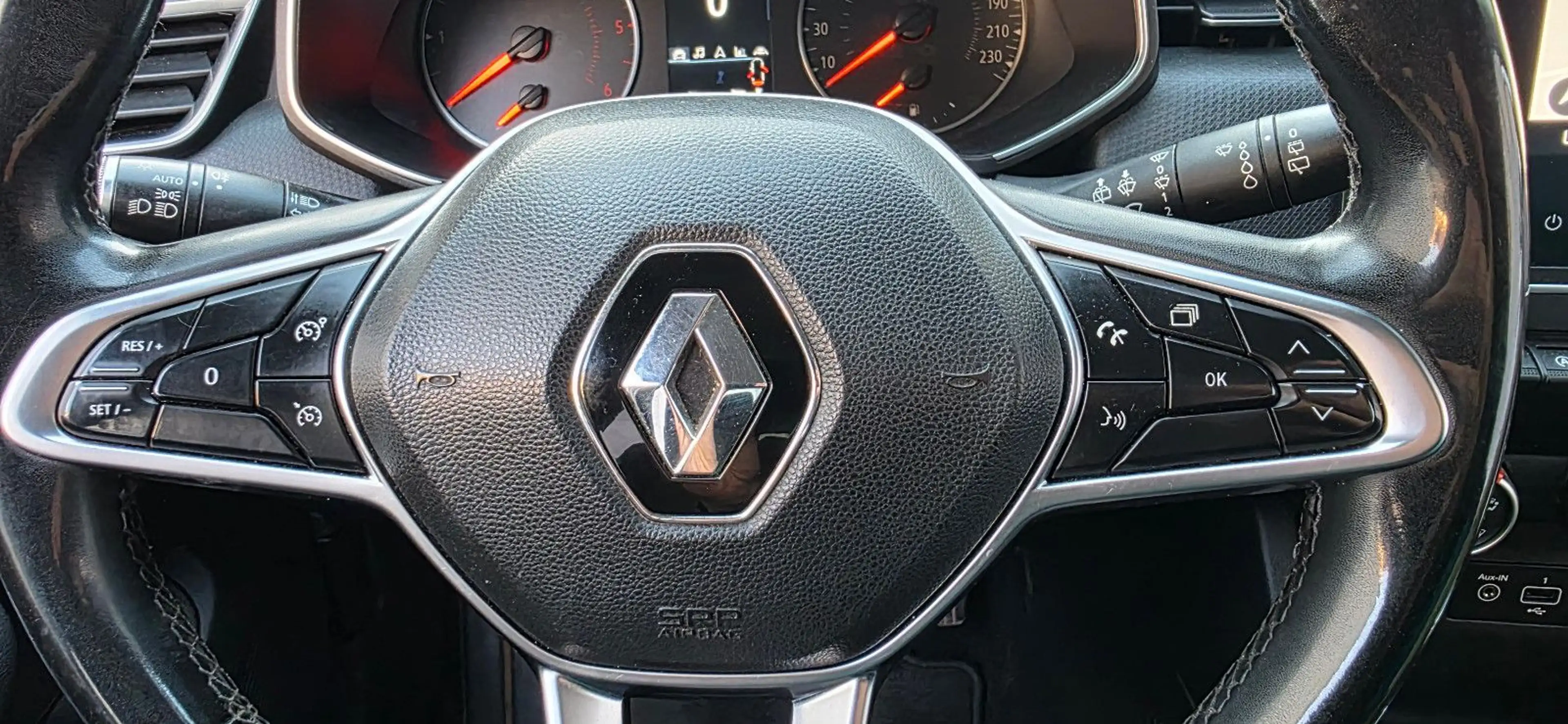 Renault Clio 1.5 dCi ,Navi, 5 Sitze ,LED,AHK,CarPlay — photo 12