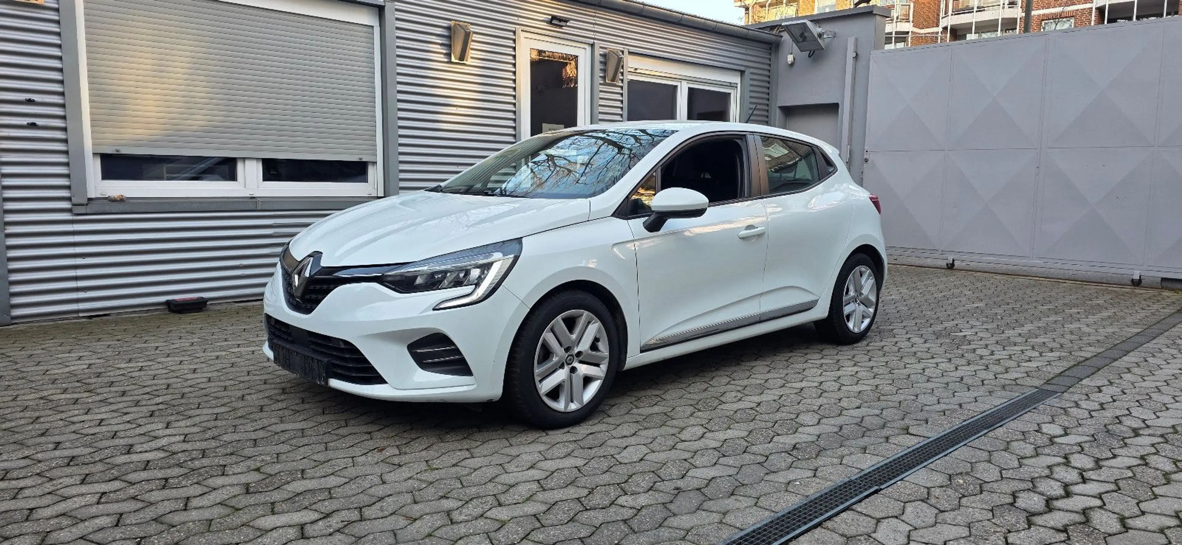 Renault Clio 1.5 dCi ,Navi, 5 Sitze ,LED,AHK,CarPlay