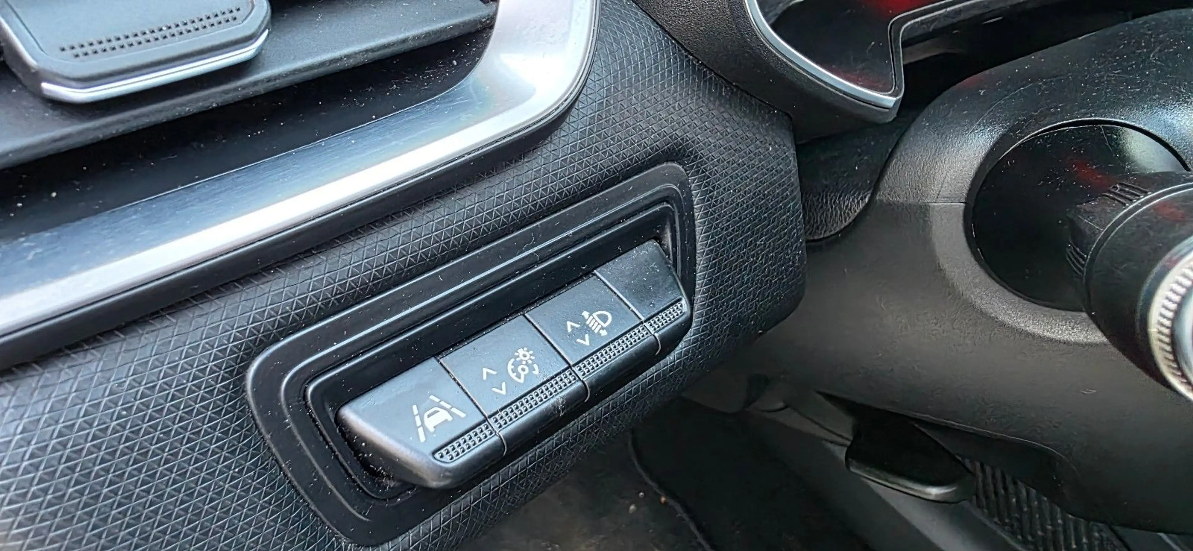 Renault Clio 1.5 dCi ,Navi, 5 Sitze ,LED,AHK,CarPlay — photo 14