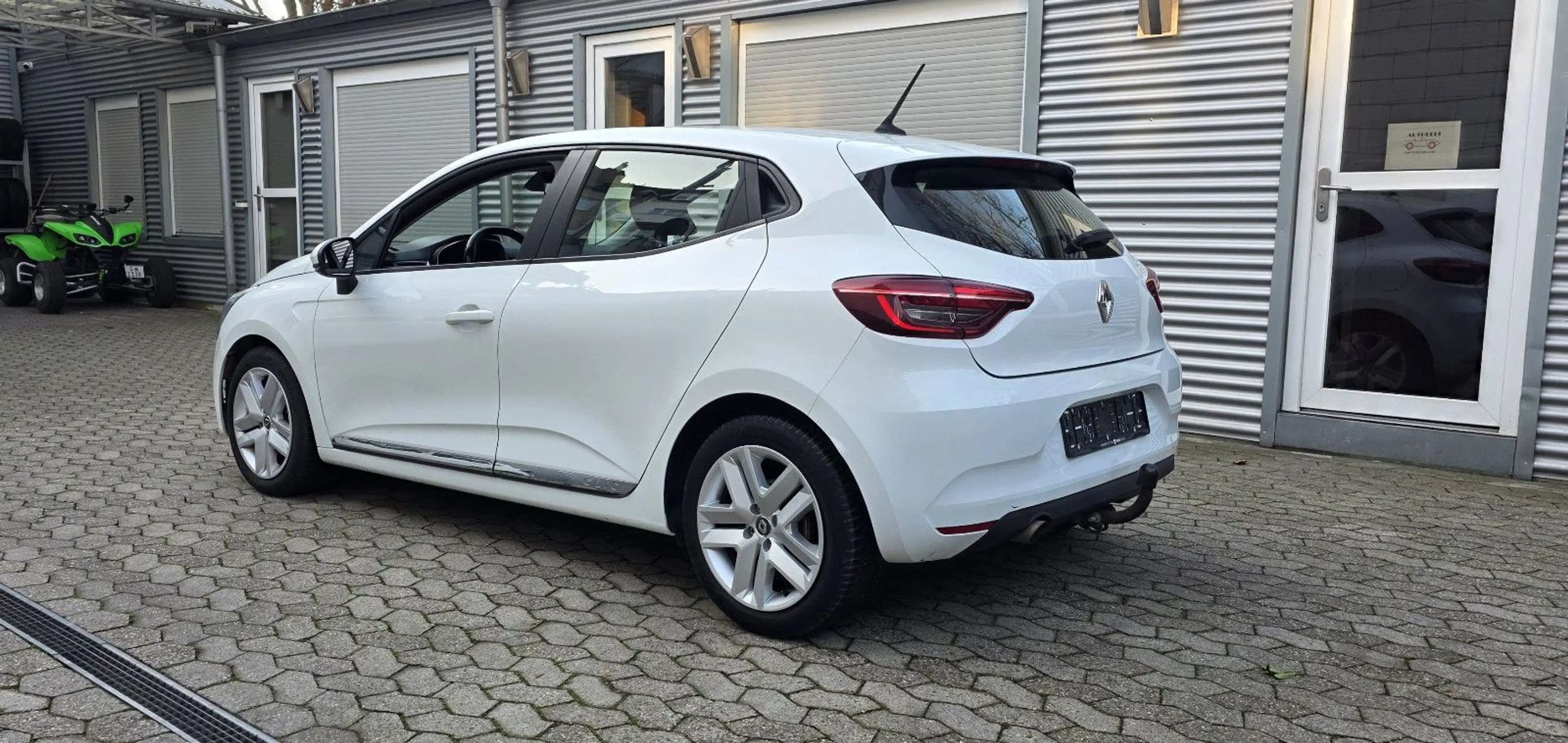 Renault Clio 1.5 dCi ,Navi, 5 Sitze ,LED,AHK,CarPlay — photo 11