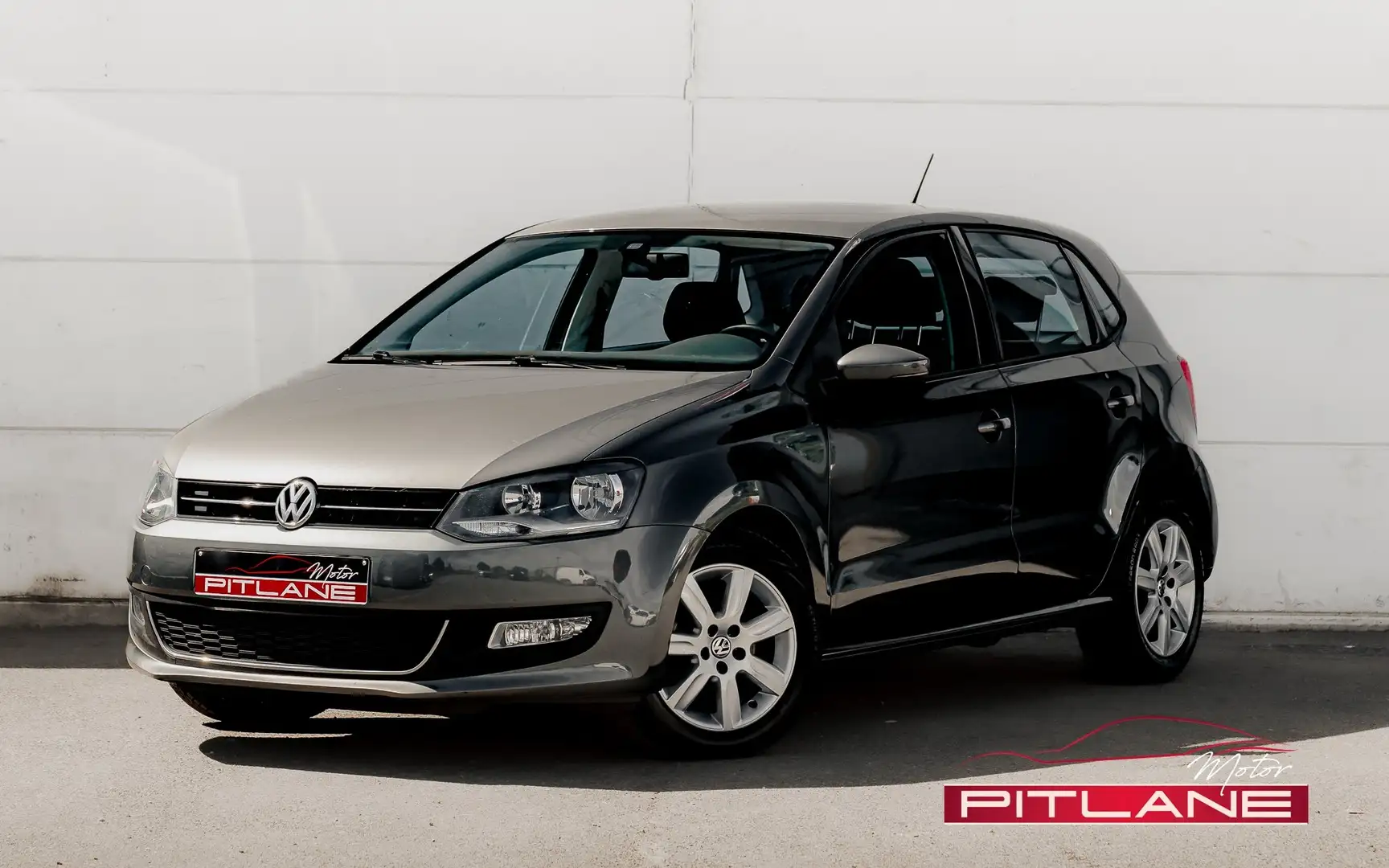 Volkswagen Polo 1.2i Trendline / CLIM / AUDIO BT / GARANTIE 1 AN ! Gris - 1
