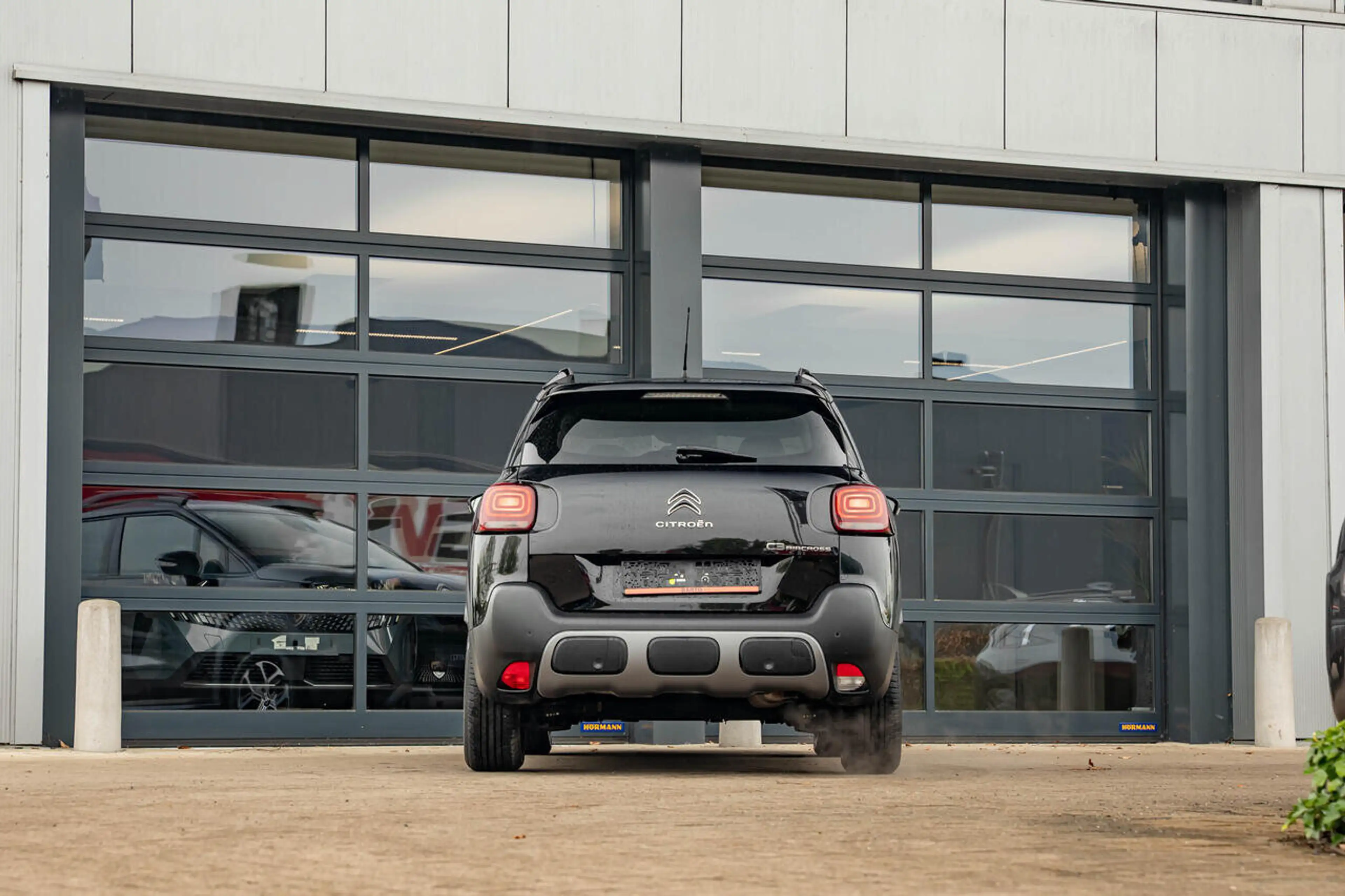 Citroen C3 Aircross 130 PK AT | MAX | Camera | Navi | Airco | HUD |... — photo 2