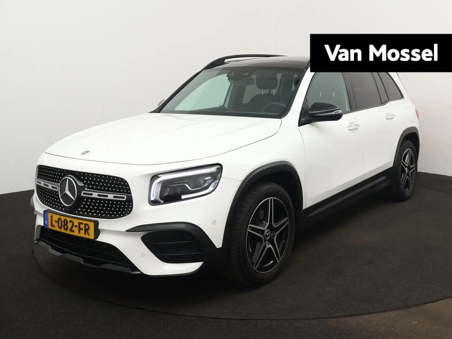 Mercedes-Benz GLB 180 Business Solution AMG | PANORAMADAK | WIDESCREEN C Wit - 1