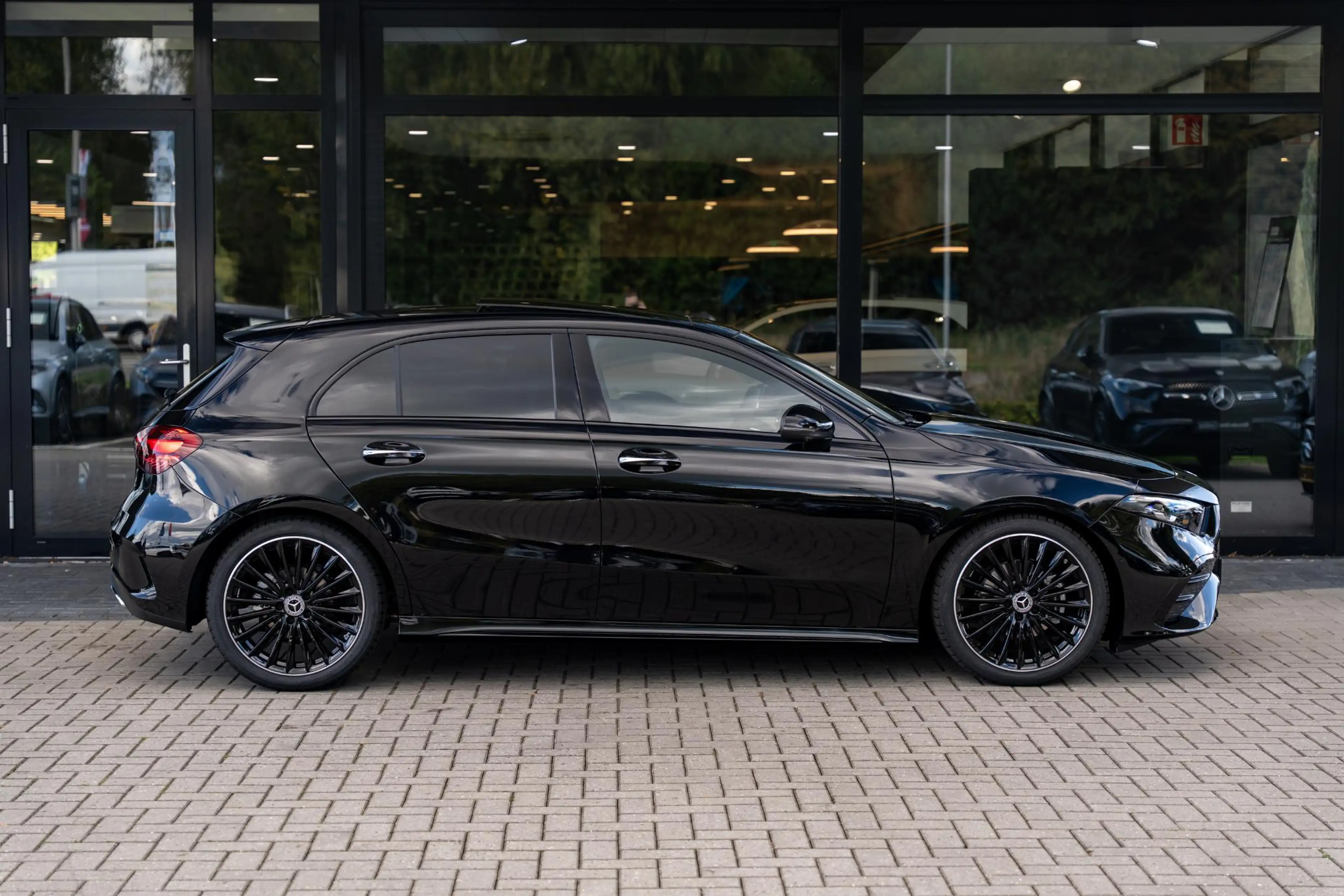 Mercedes-Benz A 180 Business Solution AMG | Panoramaschuifdak | Premiu — photo 7