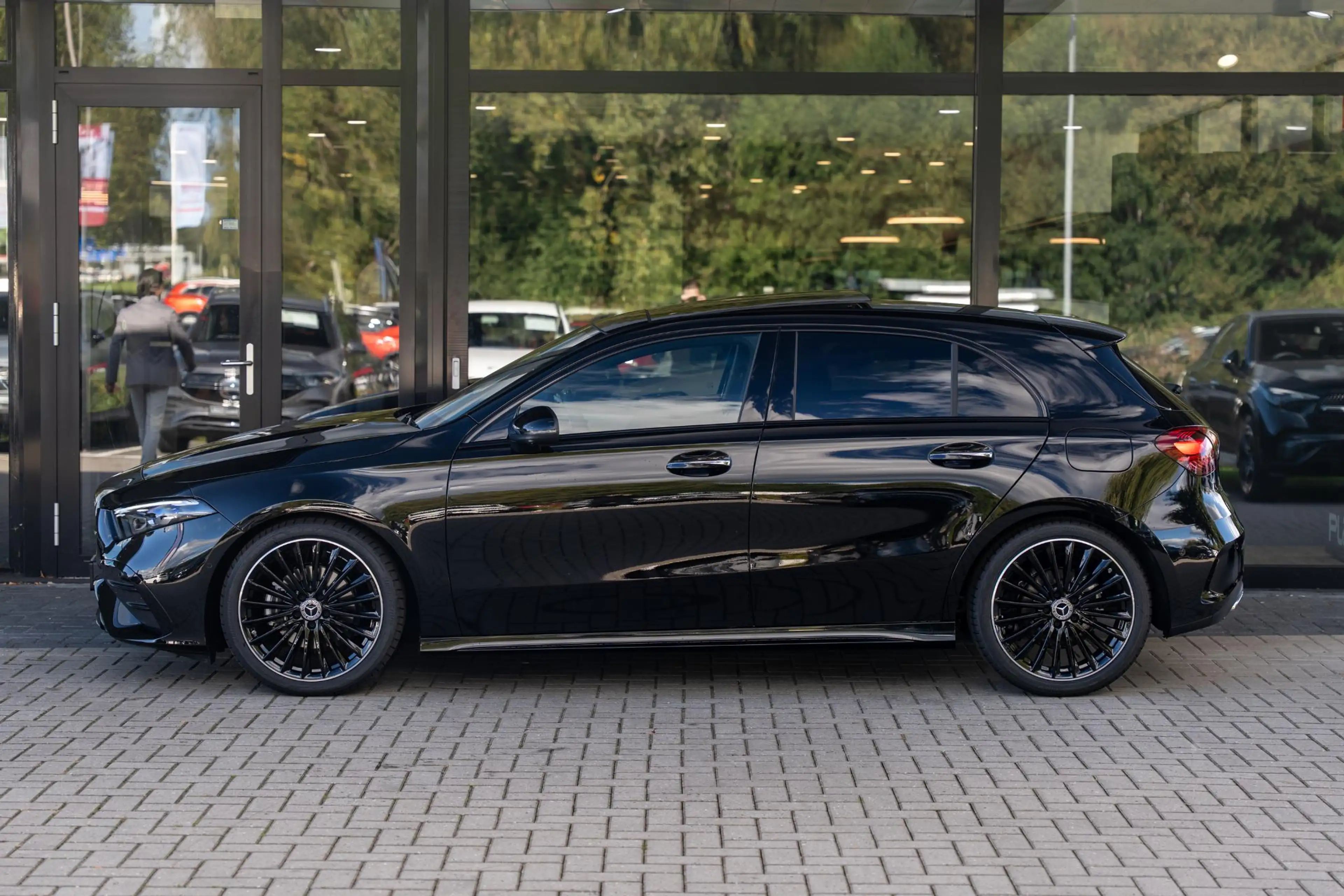 Mercedes-Benz A 180 Business Solution AMG | Panoramaschuifdak | Premiu — photo 12