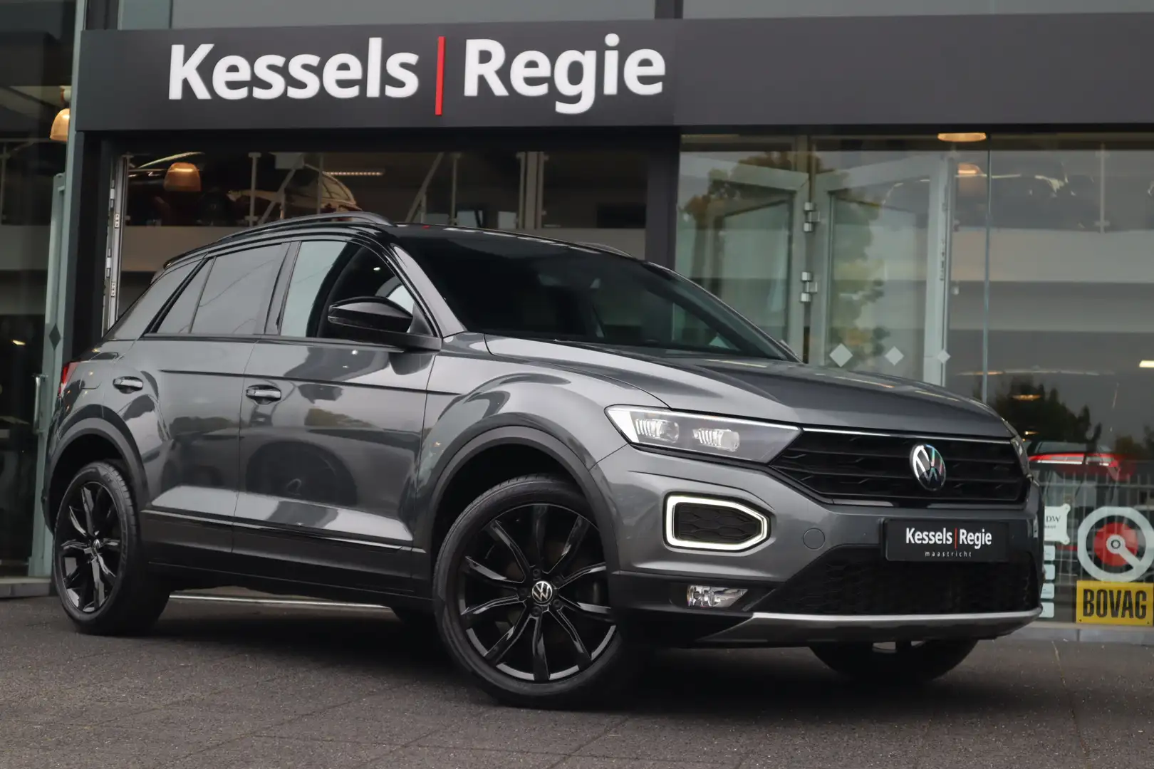Volkswagen T-Roc 1.5 TSI Sport Black Camera Virtual Led CarPlay Nav Gris - 1