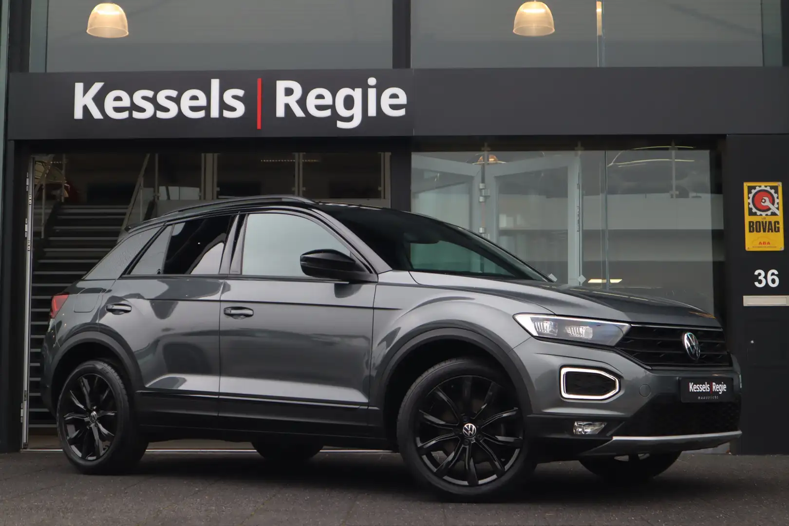Volkswagen T-Roc 1.5 TSI Sport Black Camera Virtual Led CarPlay Nav Gris - 2