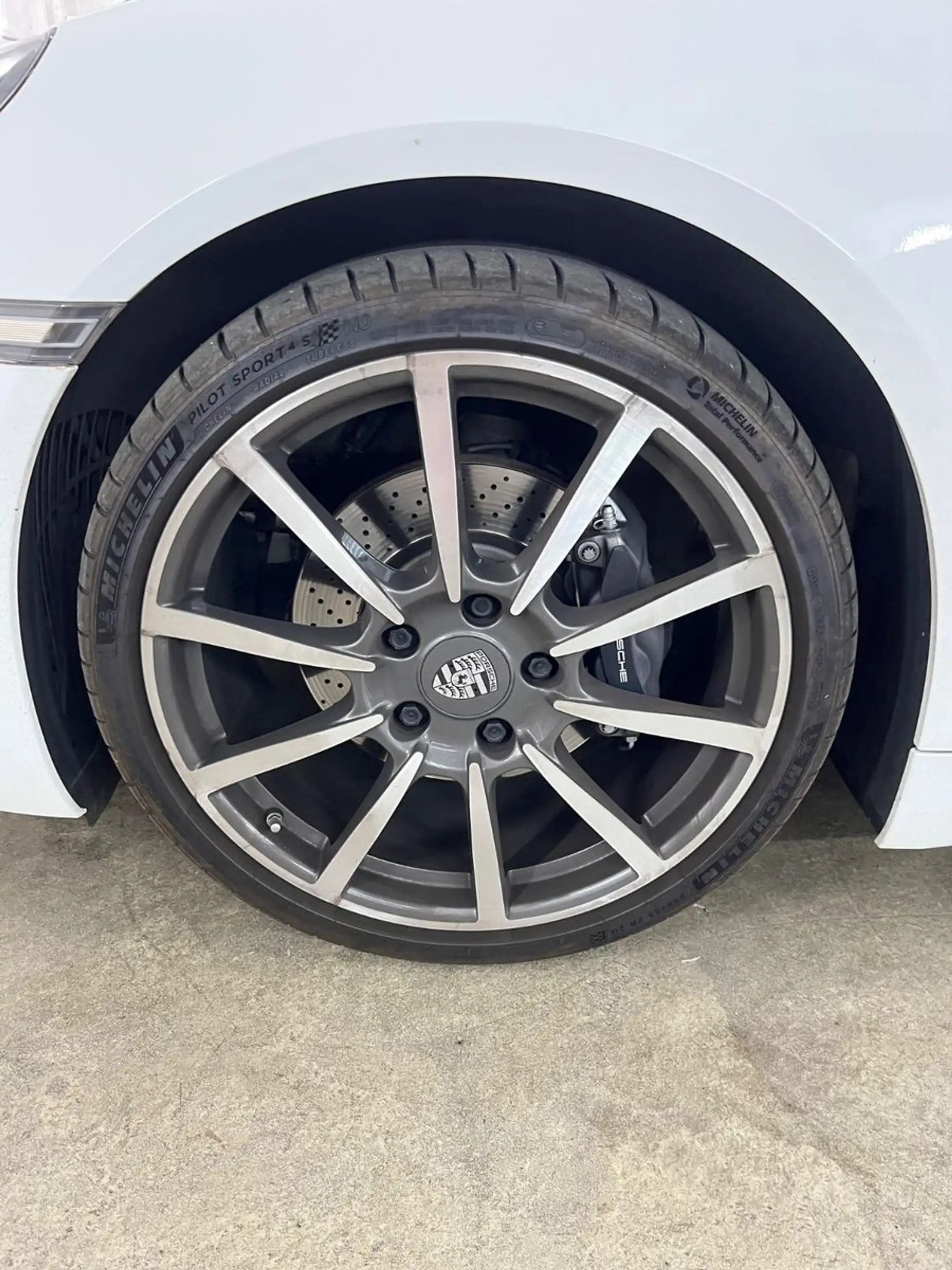 Porsche Boxster Volleder/Sitzbelüftung/Klappenauspuff — photo 7