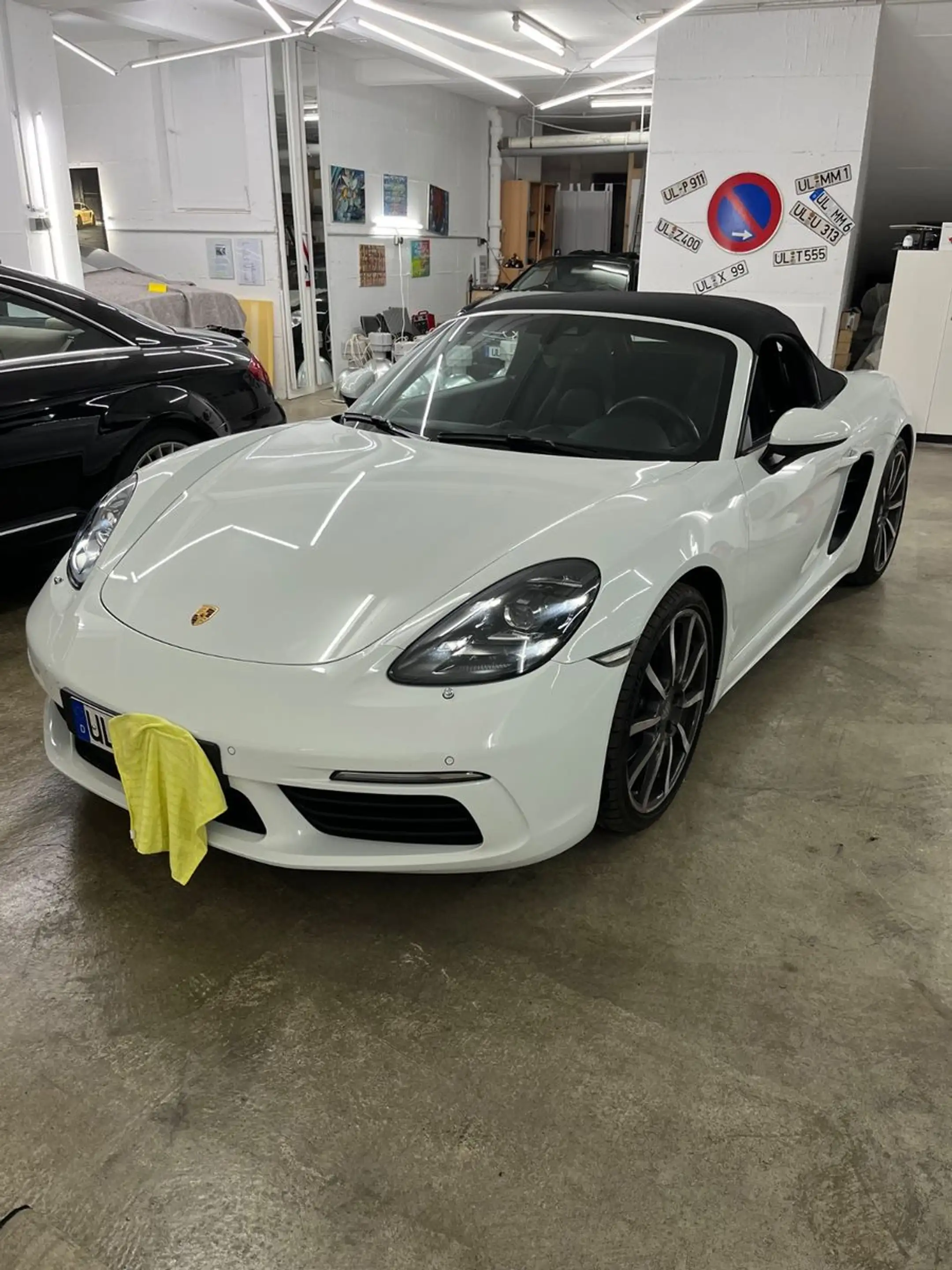 Porsche Boxster Volleder/Sitzbelüftung/Klappenauspuff — photo 2