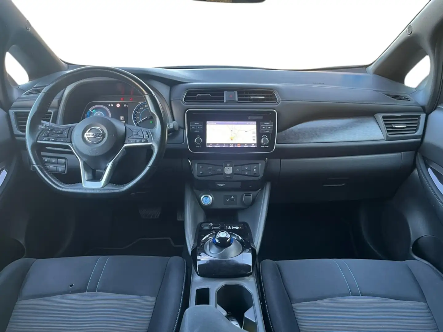 Nissan Leaf 40 kWh N-Connecta Blanco - 2