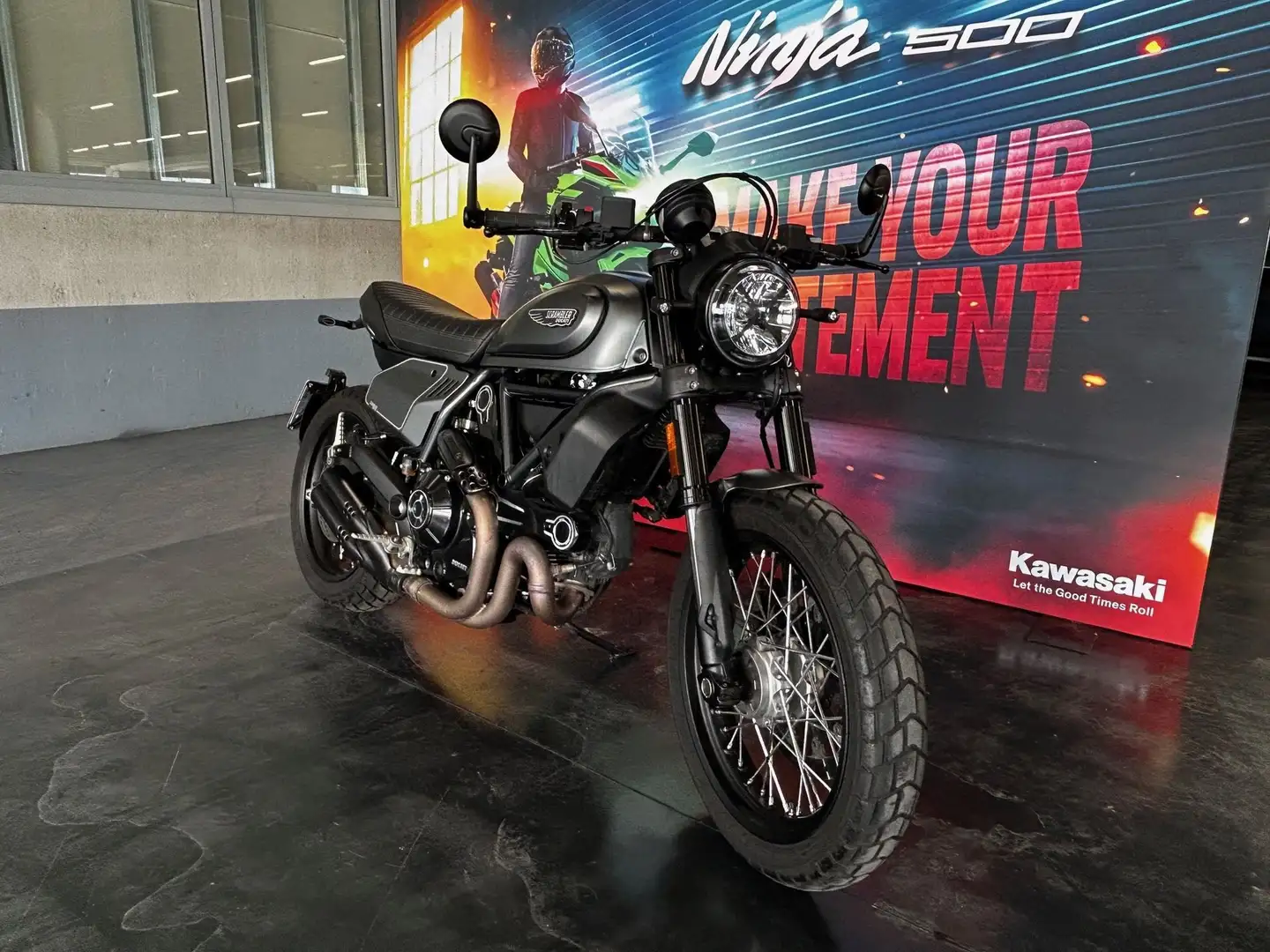 Ducati Scrambler - 2