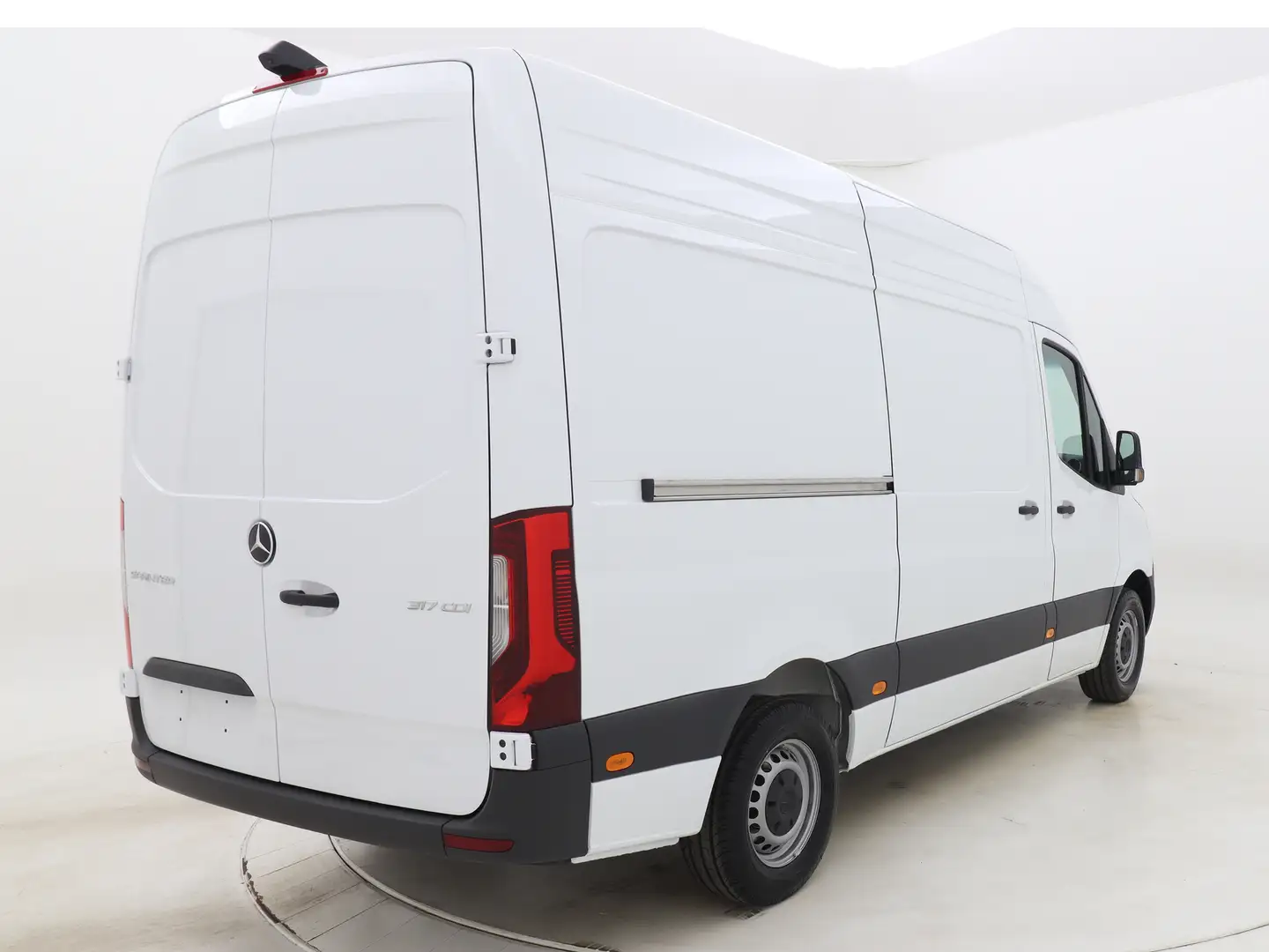 Mercedes-Benz Sprinter 317CDI 170PK L2H2 RWD PRO | BPM Vrij | LED Koplamp Wit - 2