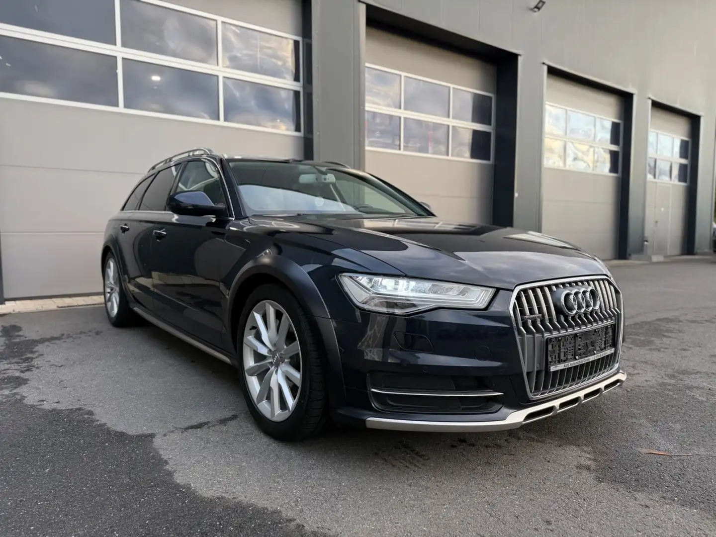 Audi A6 allroad 3.0TDI quattro,LED,Luft,Kamera,AHK Blau - 1