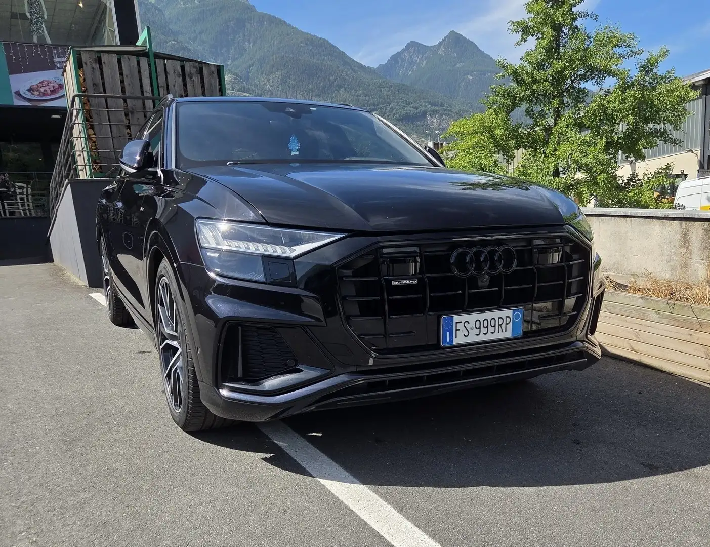 Audi Q8 Audi Q8 s-line - 1