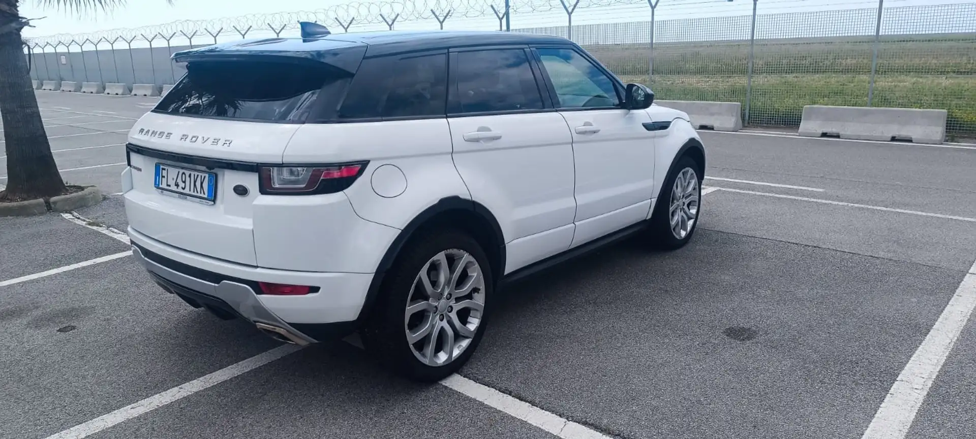 Land Rover Range Rover Evoque Range Rover Evoque 5p  HSE Dynamic 150cv auto Blanc - 2
