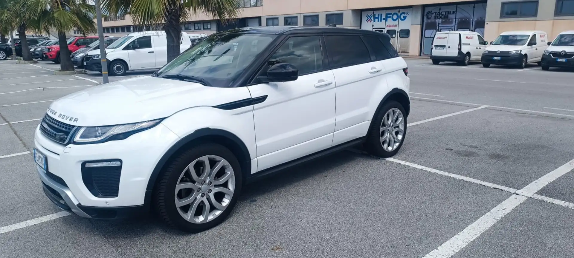 Land Rover Range Rover Evoque Range Rover Evoque 5p  HSE Dynamic 150cv auto Blanc - 1