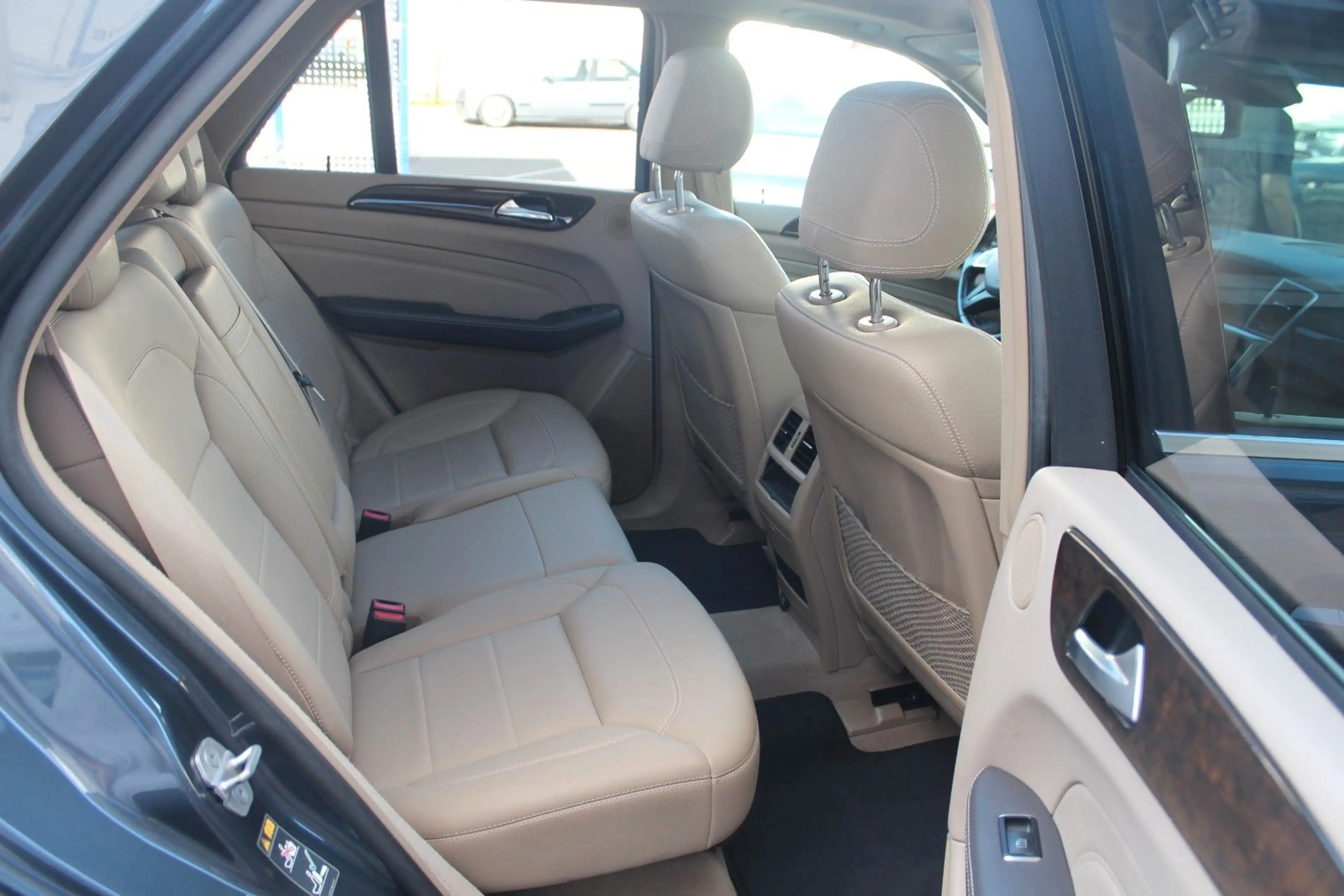 Mercedes-Benz ML 350 BE 4Matic Panorama*AHK*R-Kamera*Memory — photo 11