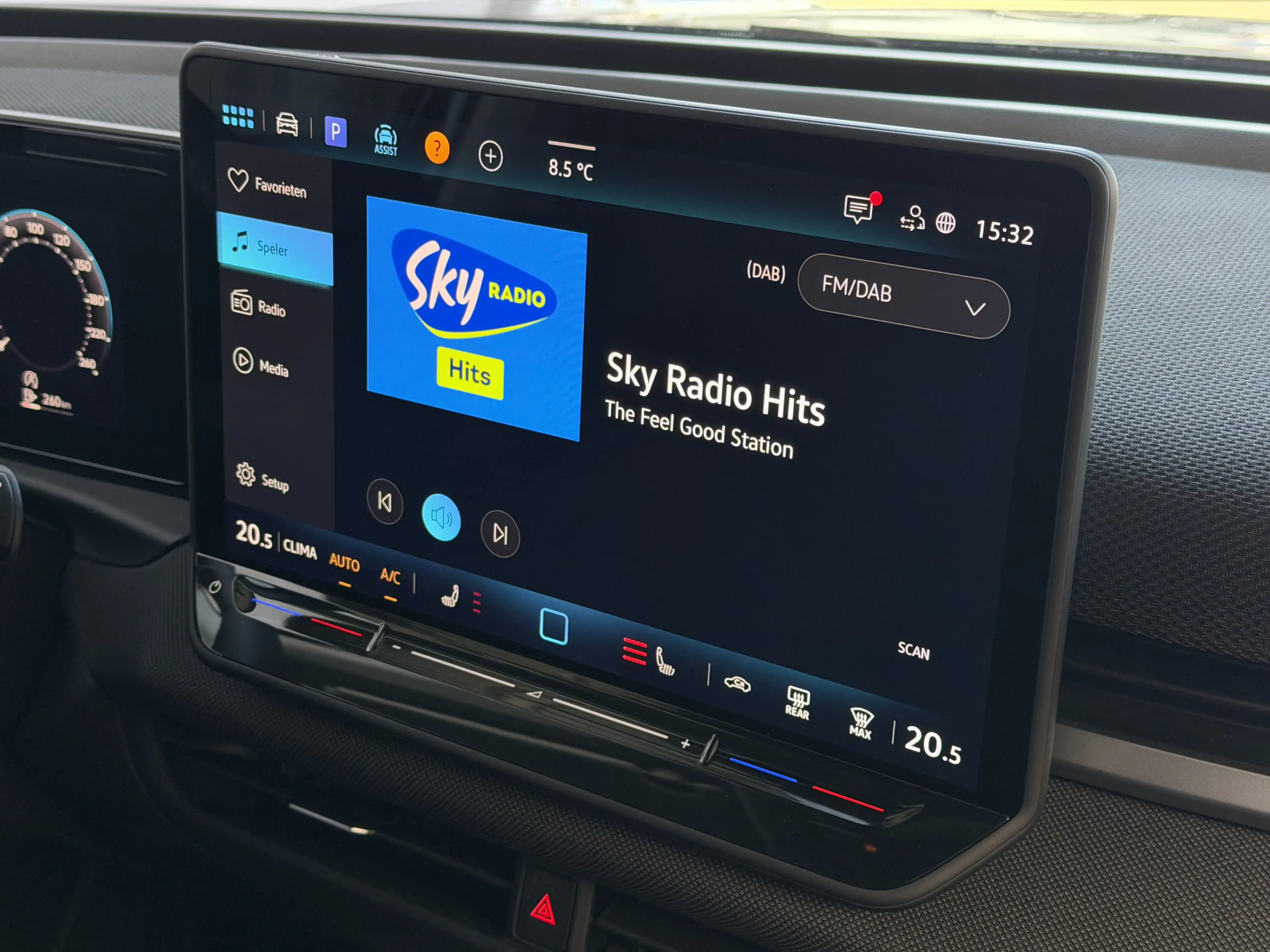 Volkswagen T-Roc NW MODEL 2026 1.5 eTSI 150PK CAMERA STOEL/STUUR VE — photo 32
