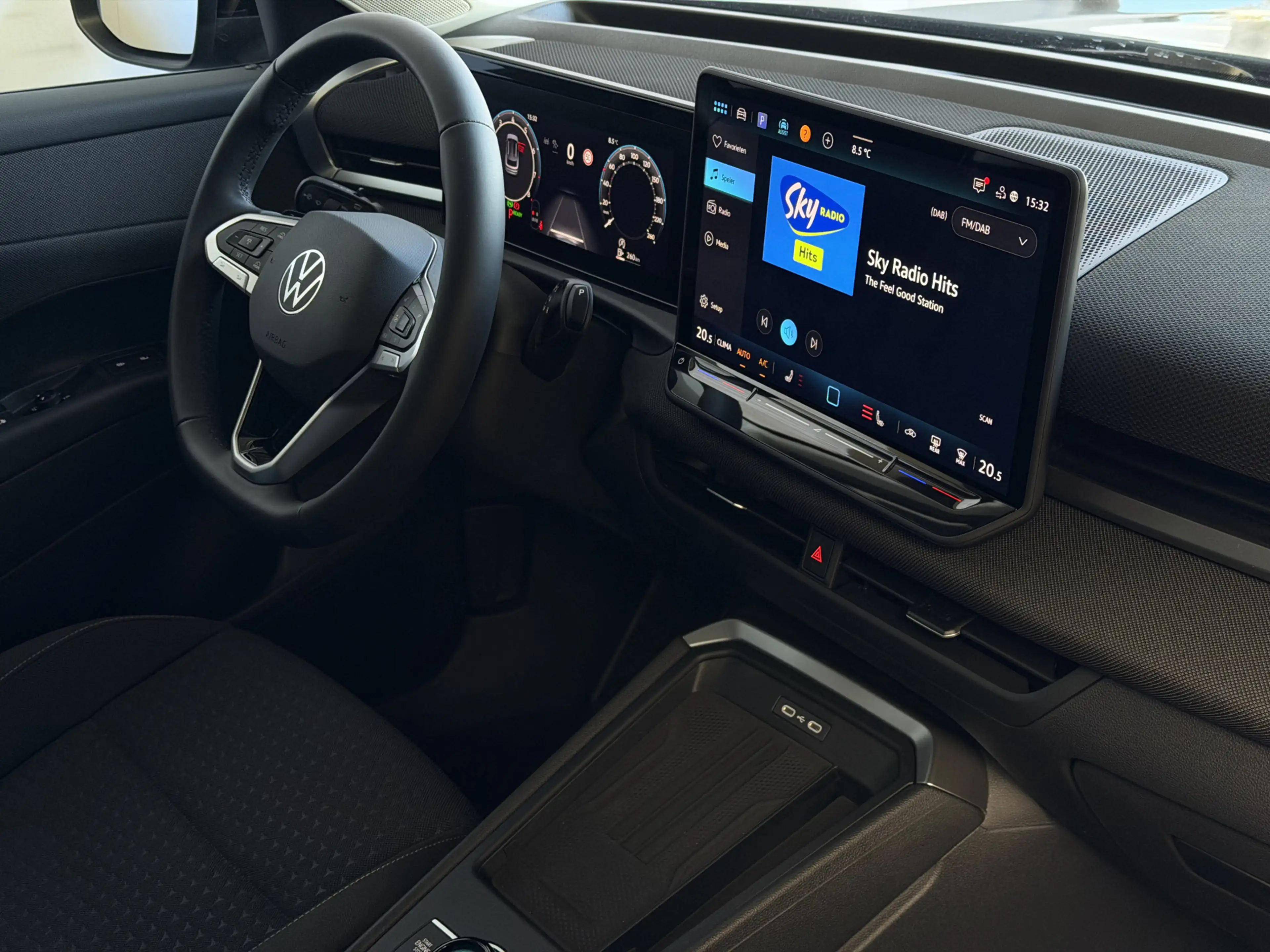 Volkswagen T-Roc NW MODEL 2026 1.5 eTSI 150PK CAMERA STOEL/STUUR VE — photo 31