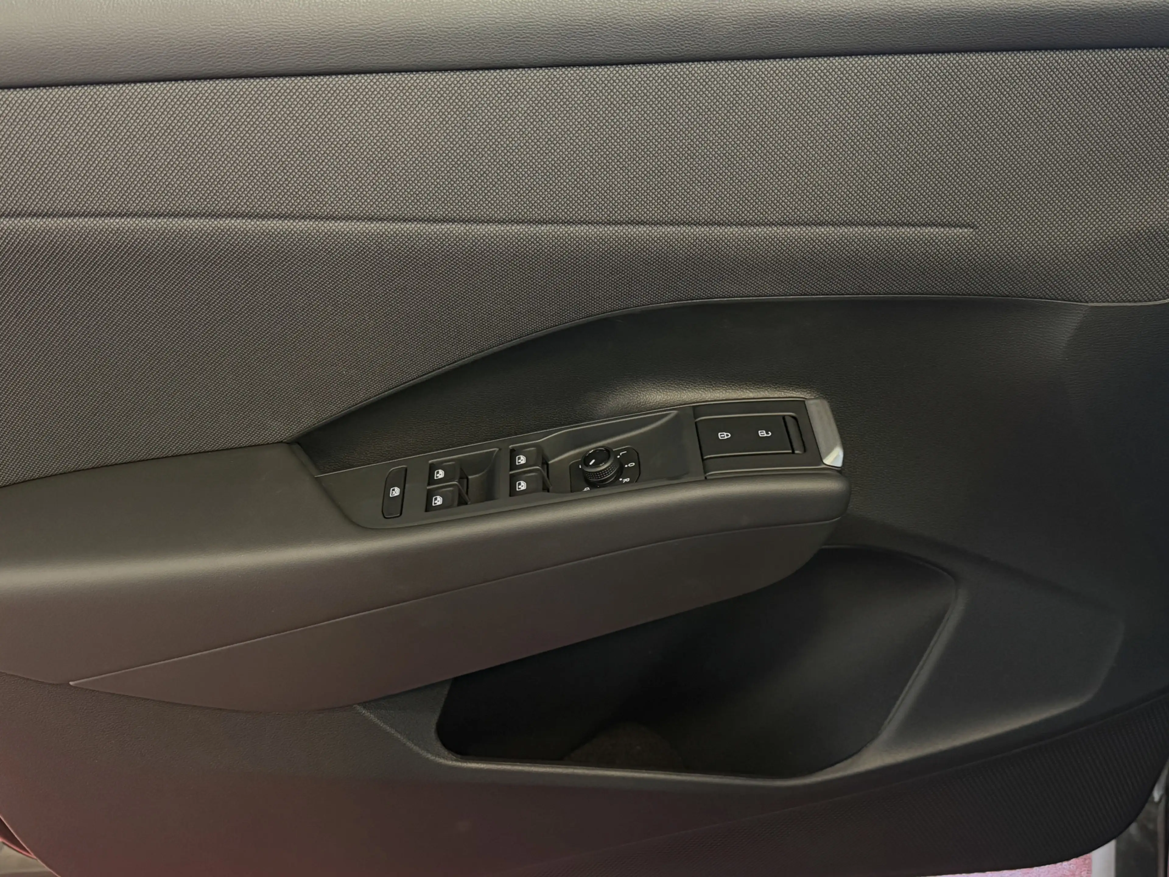 Volkswagen T-Roc NW MODEL 2026 1.5 eTSI 150PK CAMERA STOEL/STUUR VE — photo 19