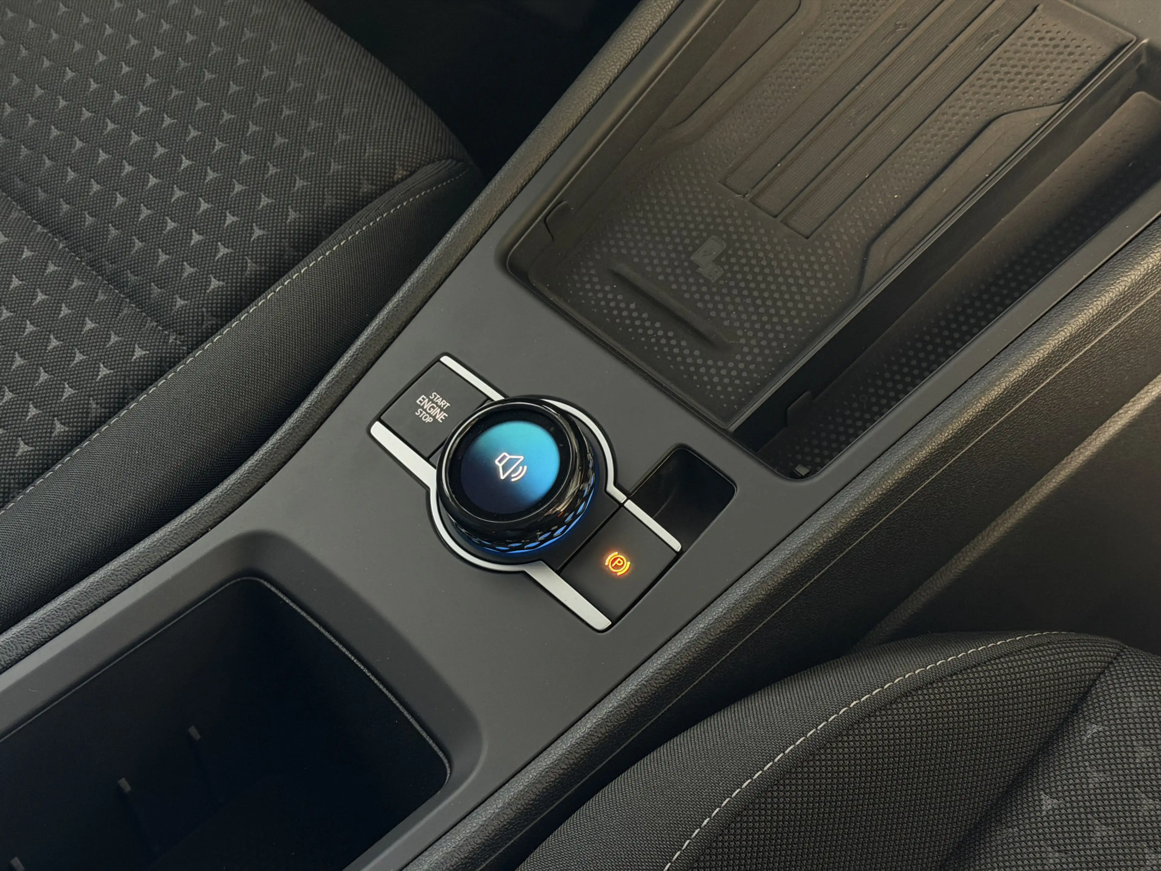 Volkswagen T-Roc NW MODEL 2026 1.5 eTSI 150PK CAMERA STOEL/STUUR VE — photo 33