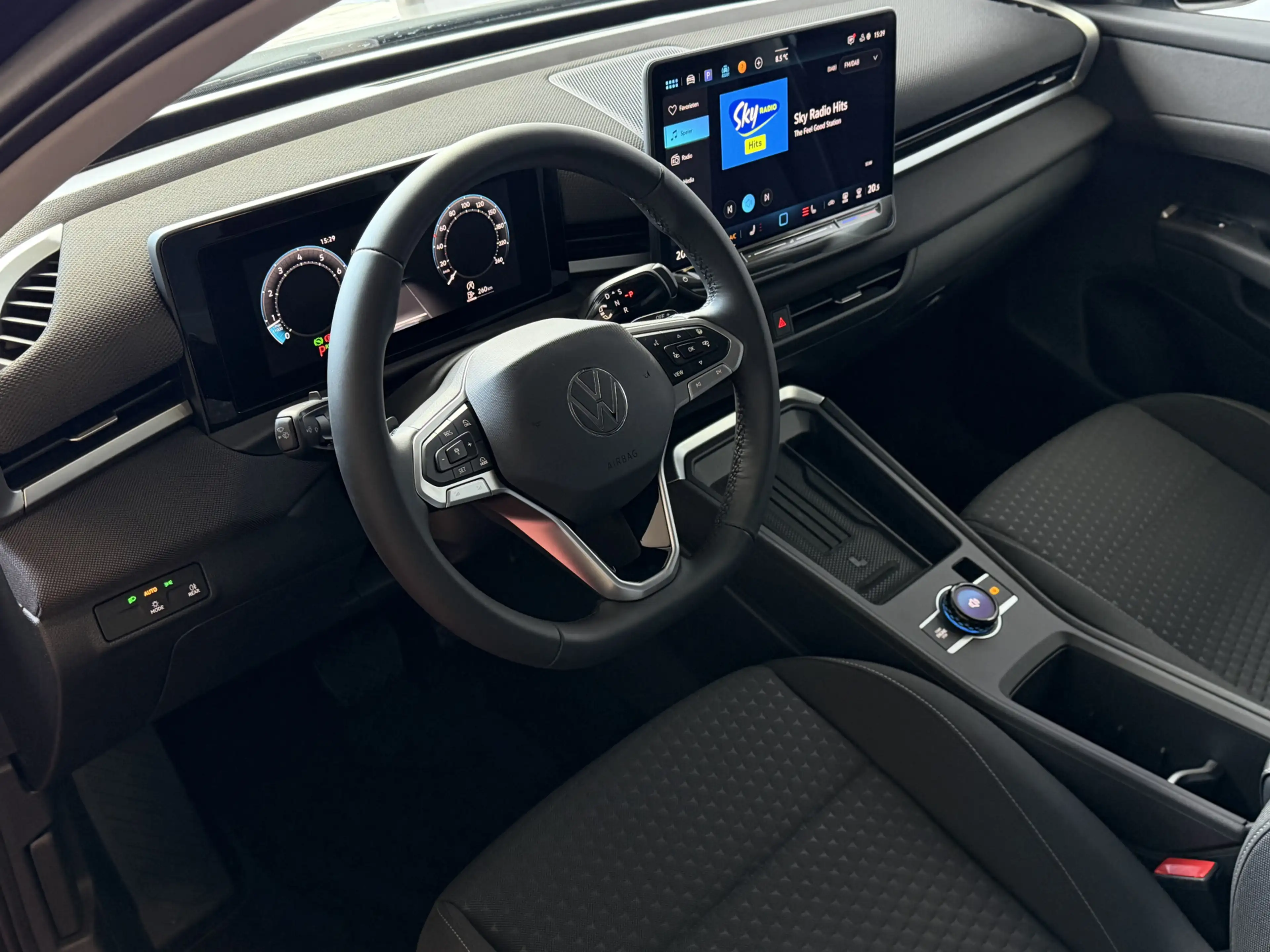Volkswagen T-Roc NW MODEL 2026 1.5 eTSI 150PK CAMERA STOEL/STUUR VE — photo 8