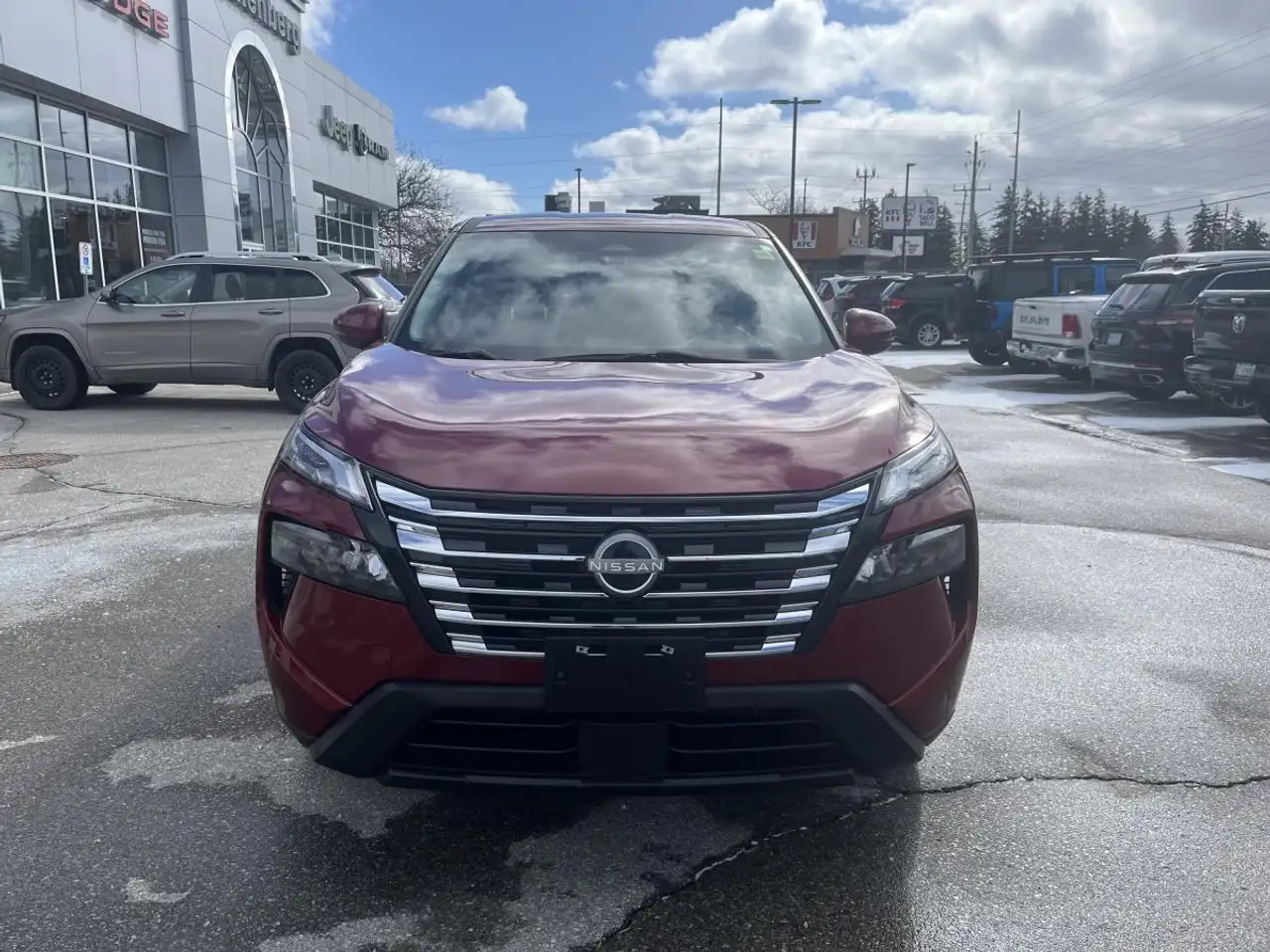 Nissan Rogue снимка Nissan Rogue