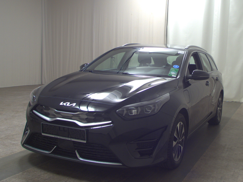 Kia Ceed SW / cee'd SW ceed Sportswagon 1.6 PHEV Vision LED SHZ PDC — photo 2
