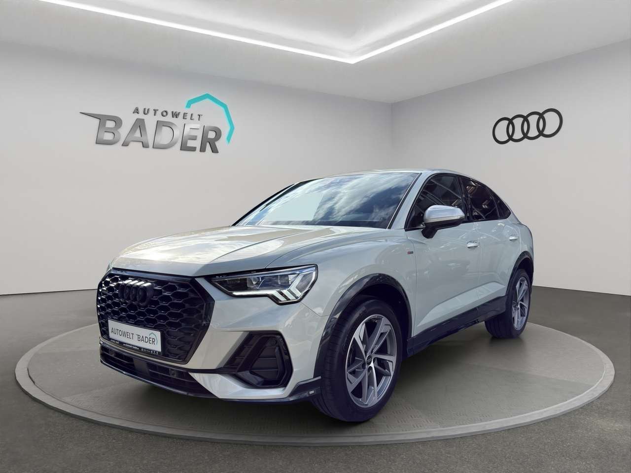 Audi Q3 — Audi Q3 Sportback LED Navi 35 TDI quattro S line