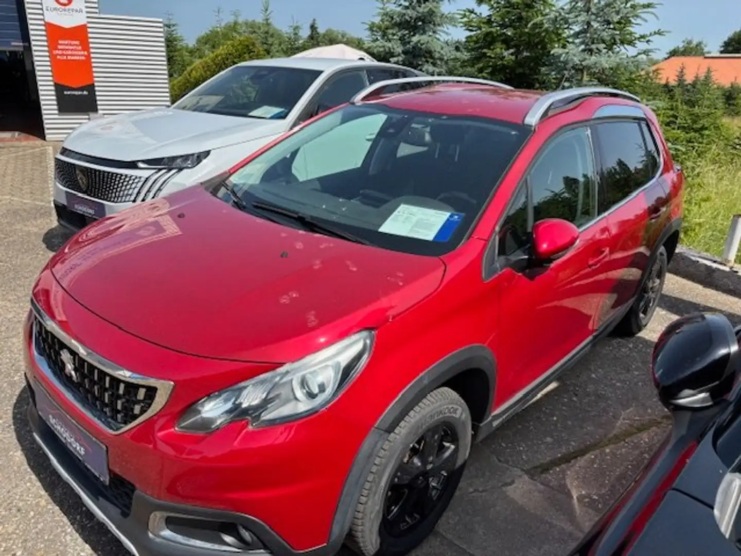 Peugeot 2008 Allure Einparkhilfe, Sicht-Paket, uvm. Rosso - 2