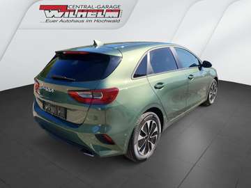 Fotografie 3 des Kia Ceed / cee'd Ceed 1.5 T-GDI Silver (EU-Fahrzeug)