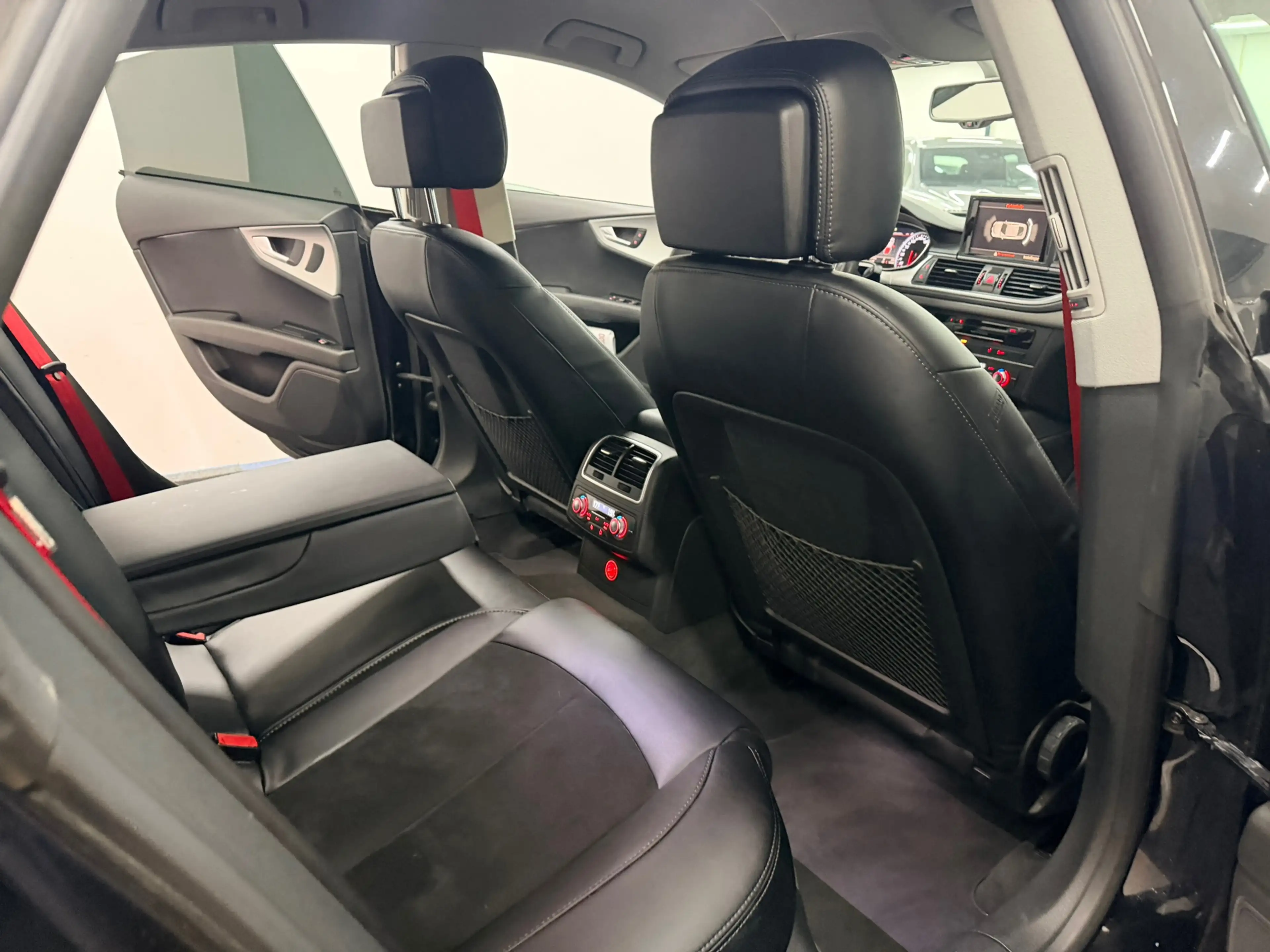 Audi A7 Sportback 2.8 FS / NAP / DEALER ONDERHOUDEN / RIJD — photo 33