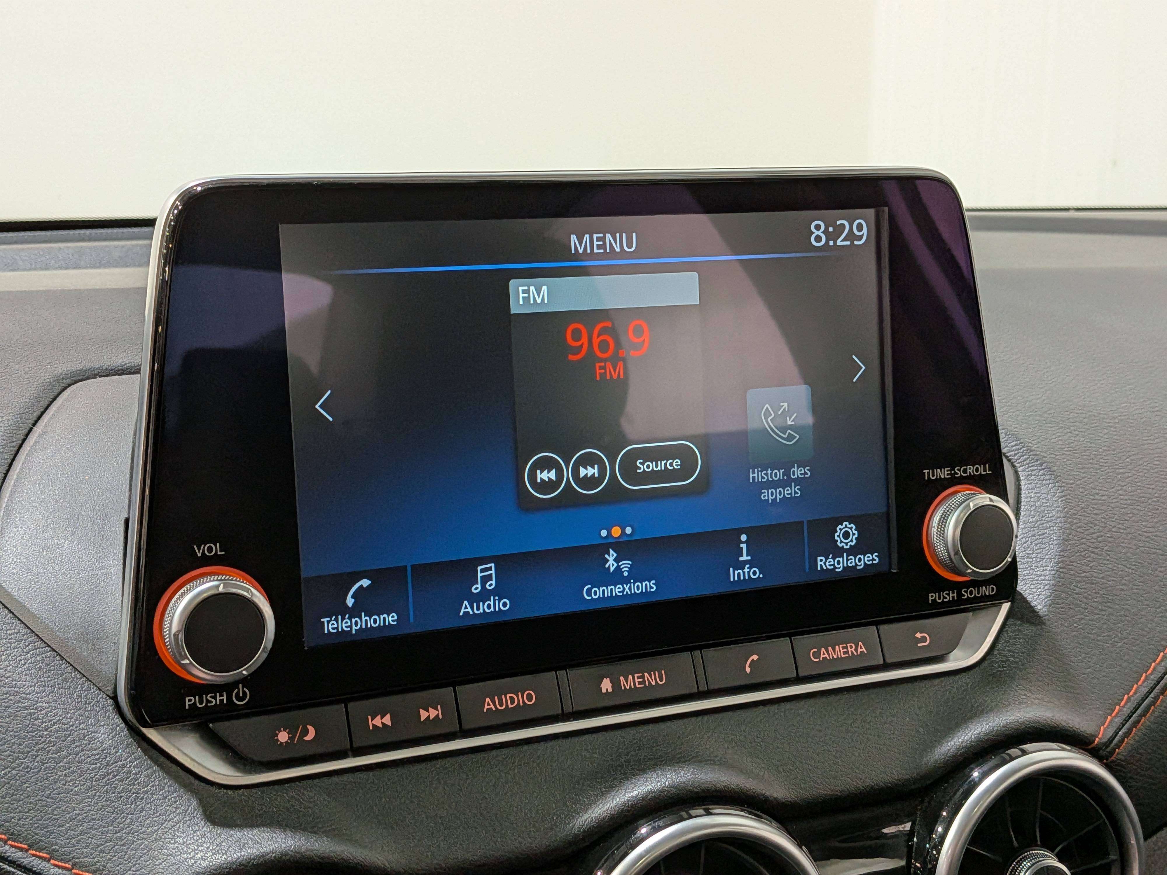 Nissan Sentra 2024