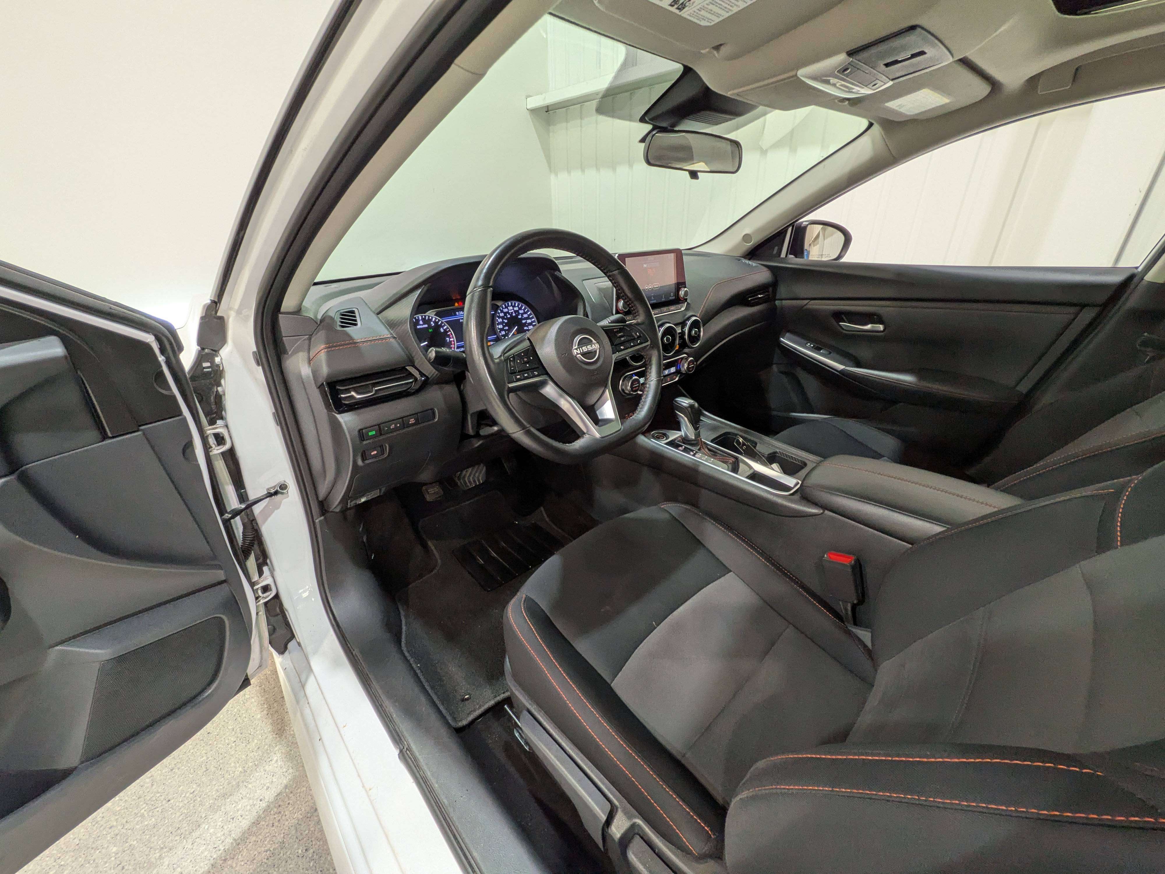 Nissan Sentra 2024